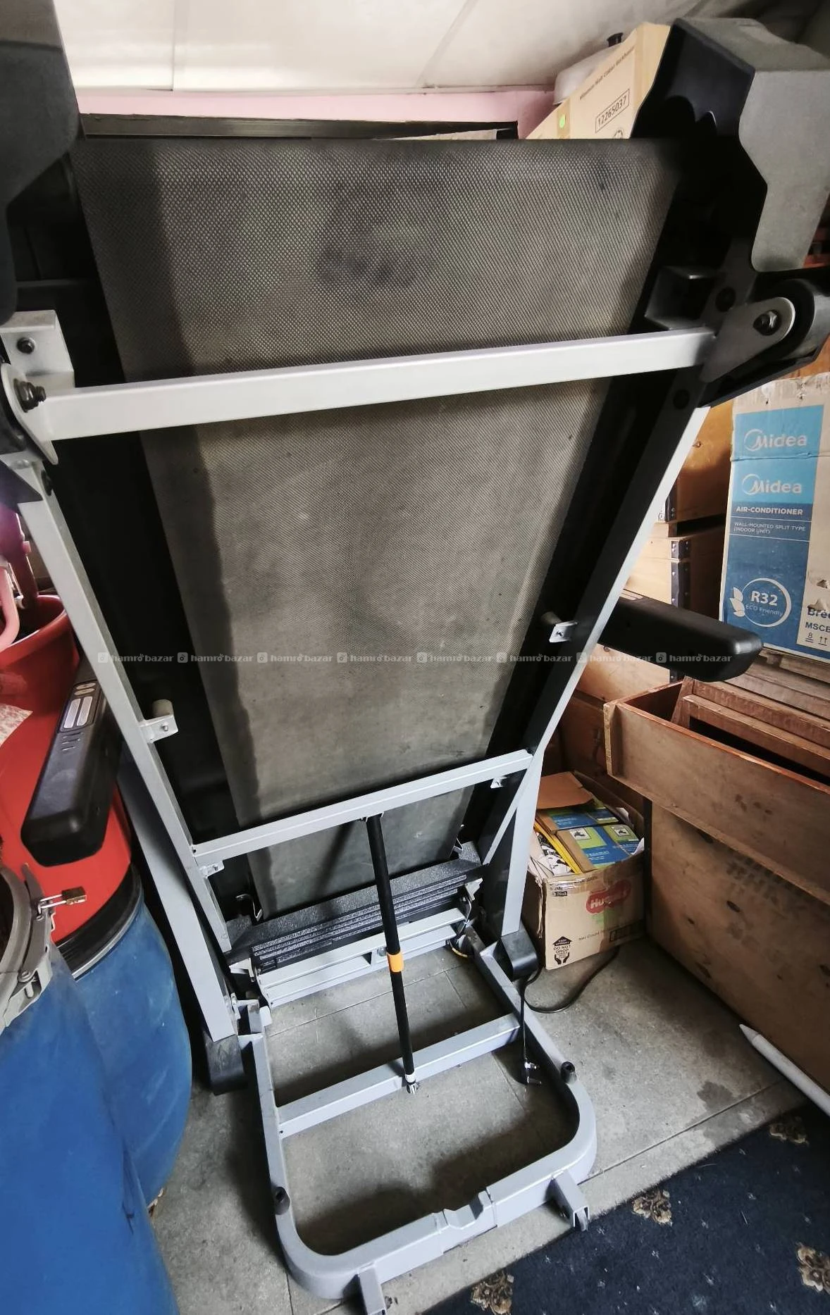 Xterra i-Power Plus Standard Folding Treadmill 2