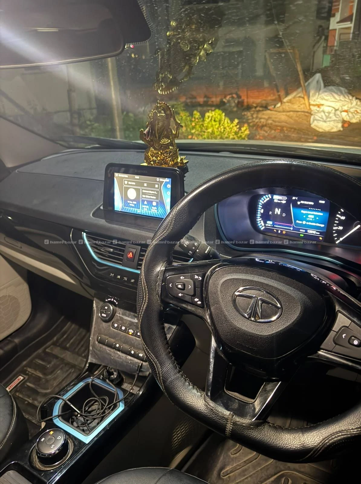 Tata nexon ev XZ+ 13000km 2023 model with sunroof 6