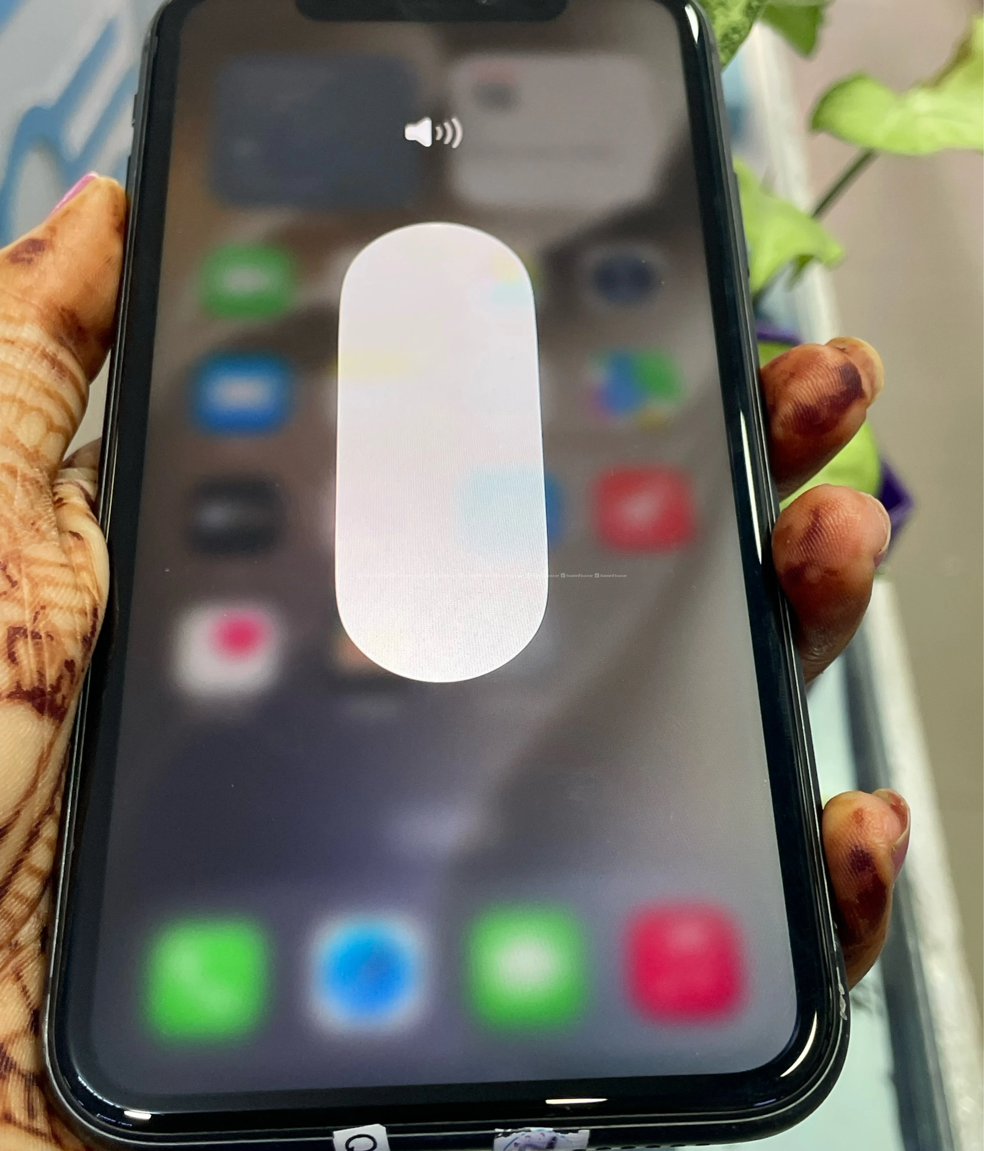 iPhone 11 7