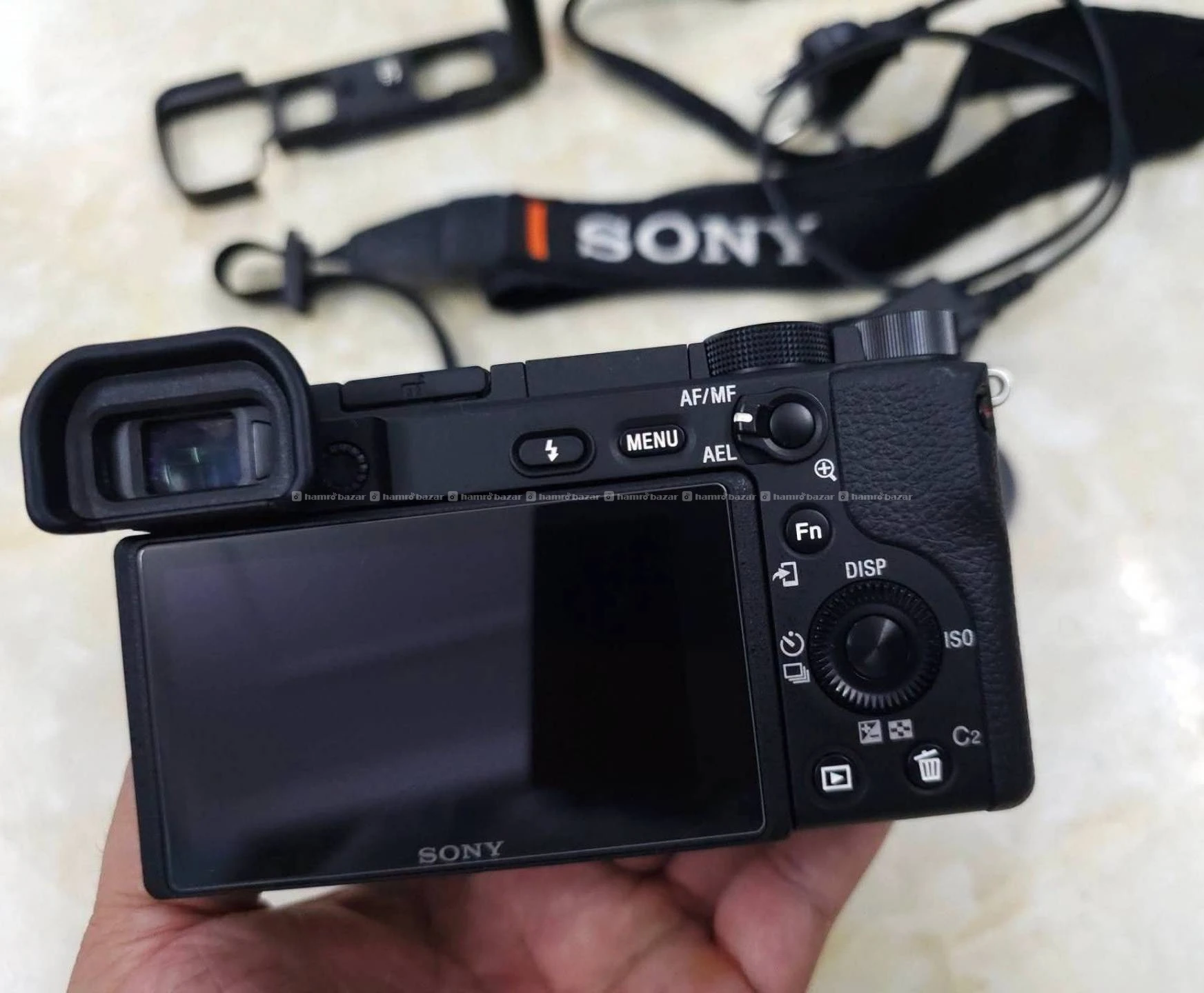 Sony A6400 Camera with 16-50 mm Lens 4