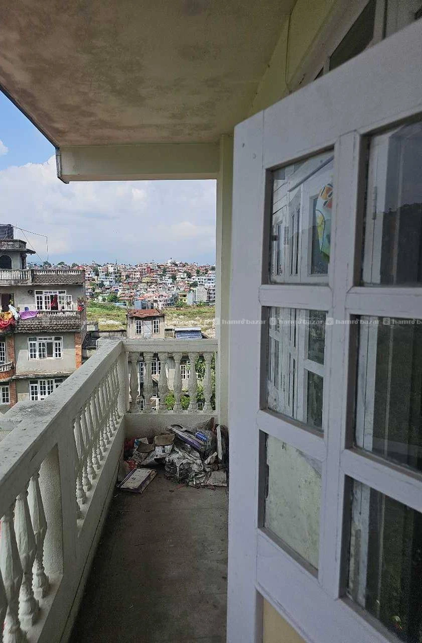 2bk flat for rent opposite to medicity hospital 4