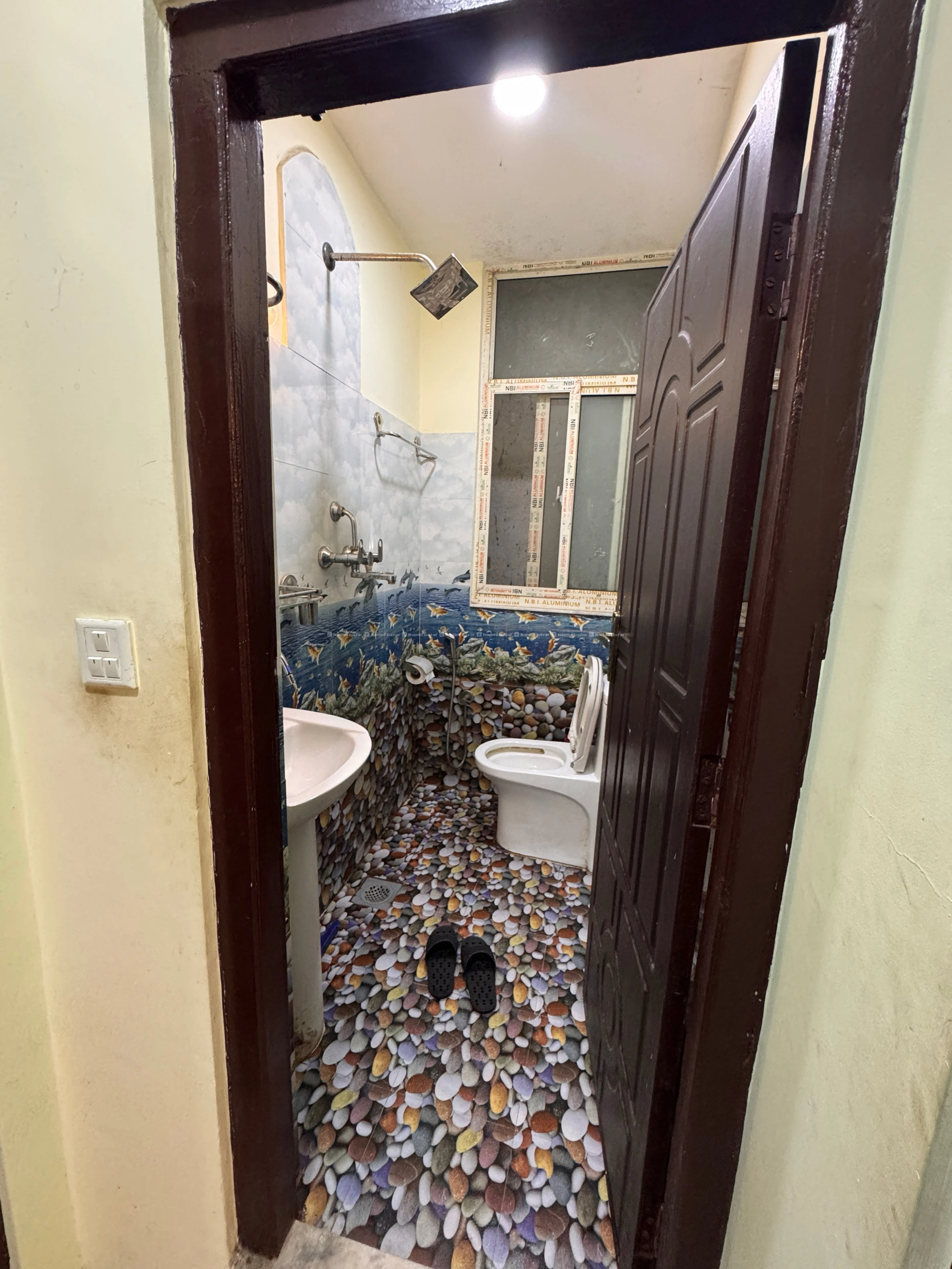 1bhk for rent with free wifi 2