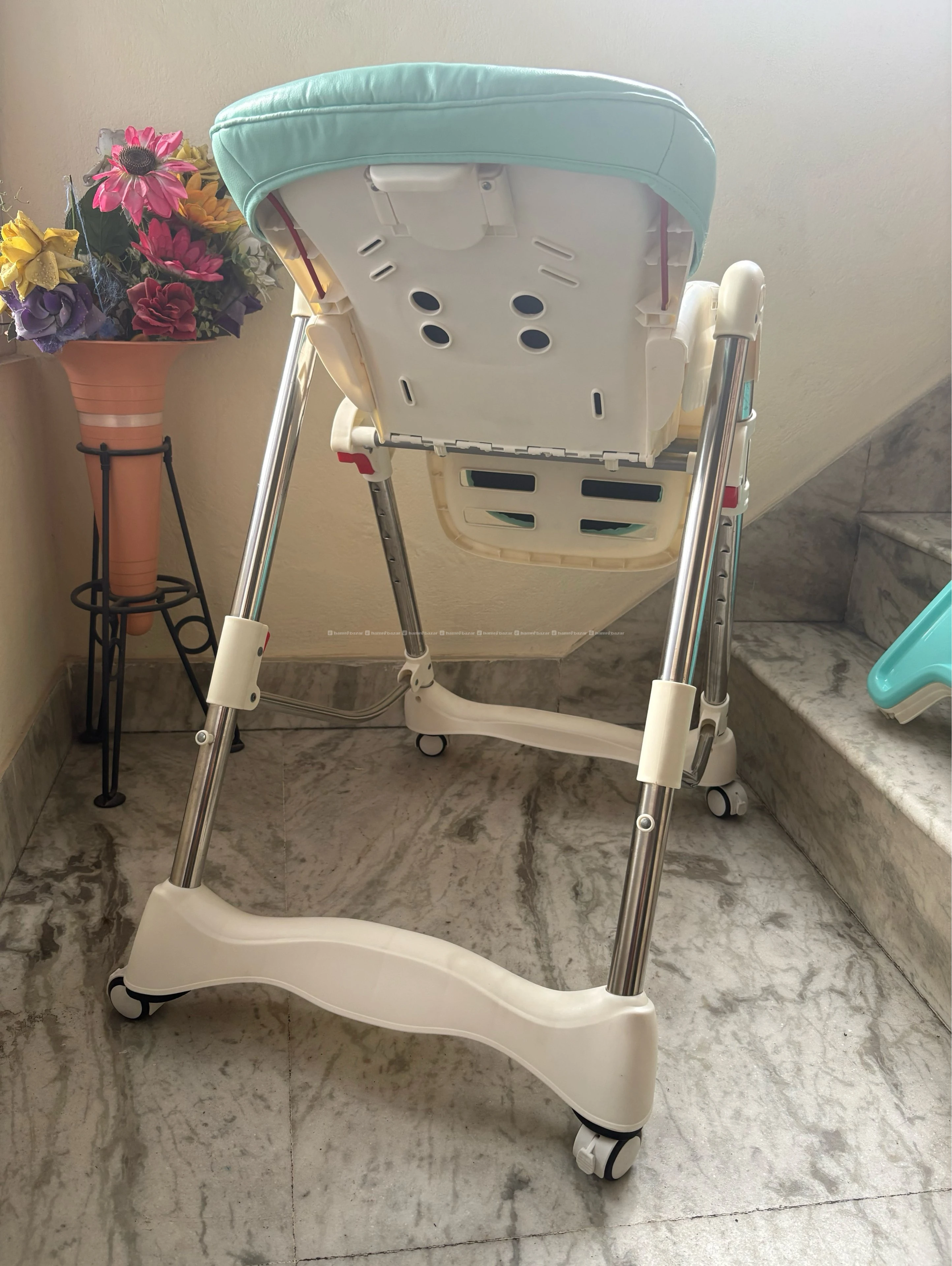 High Chair / Feeding Chair 6