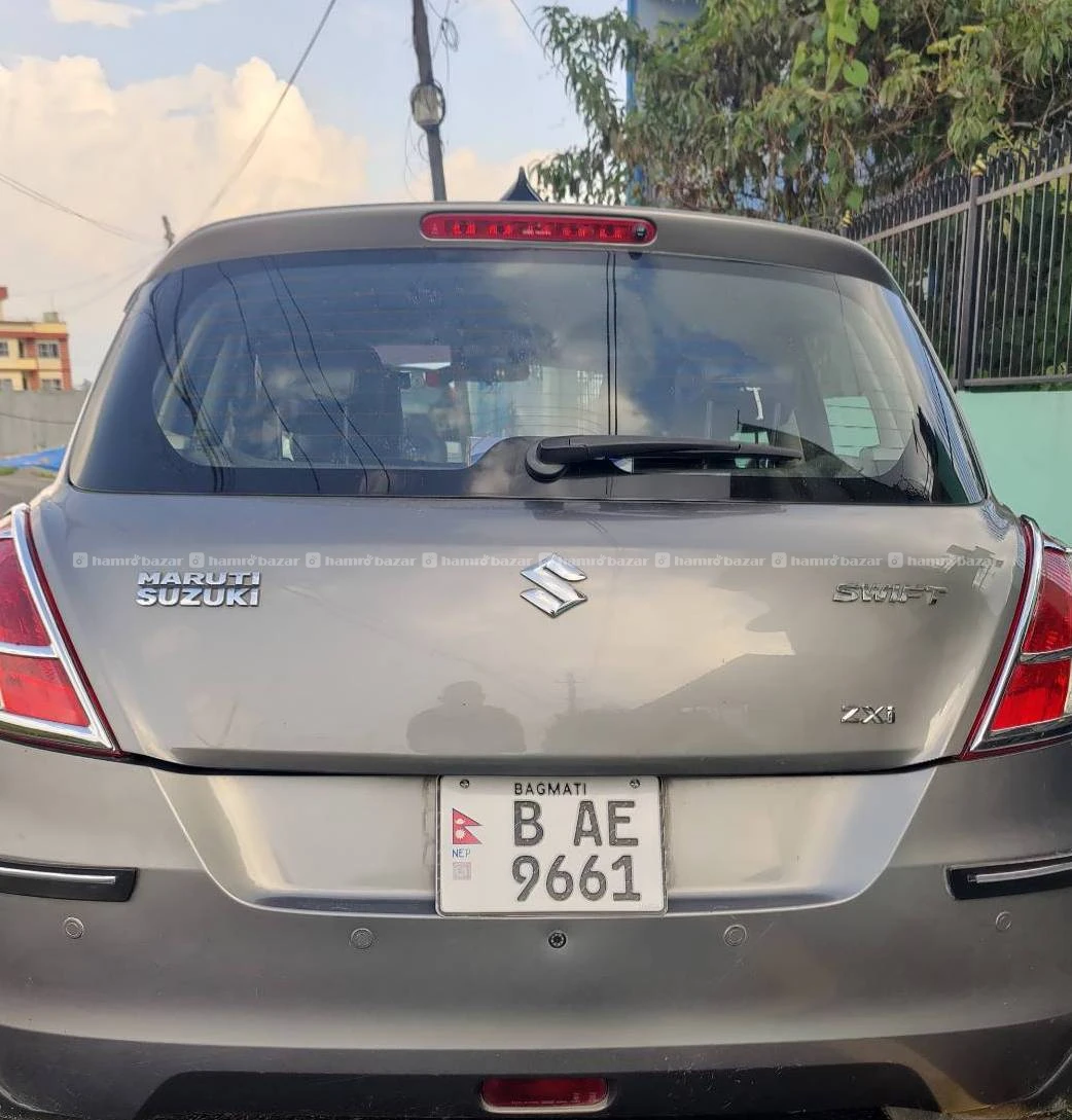 Suzuki swift 2016 zxi single hand sale 3