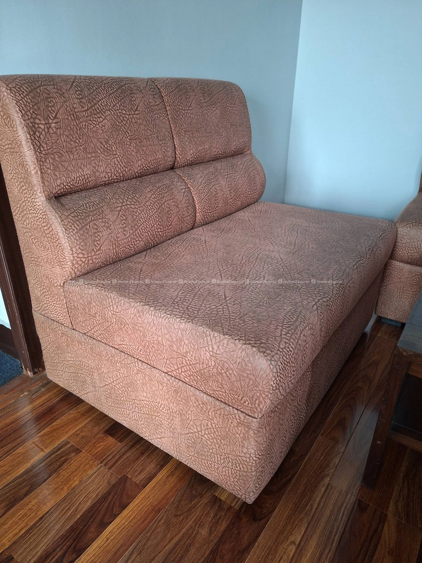 4-seater Armless Sofa Set (2 pieces) 4