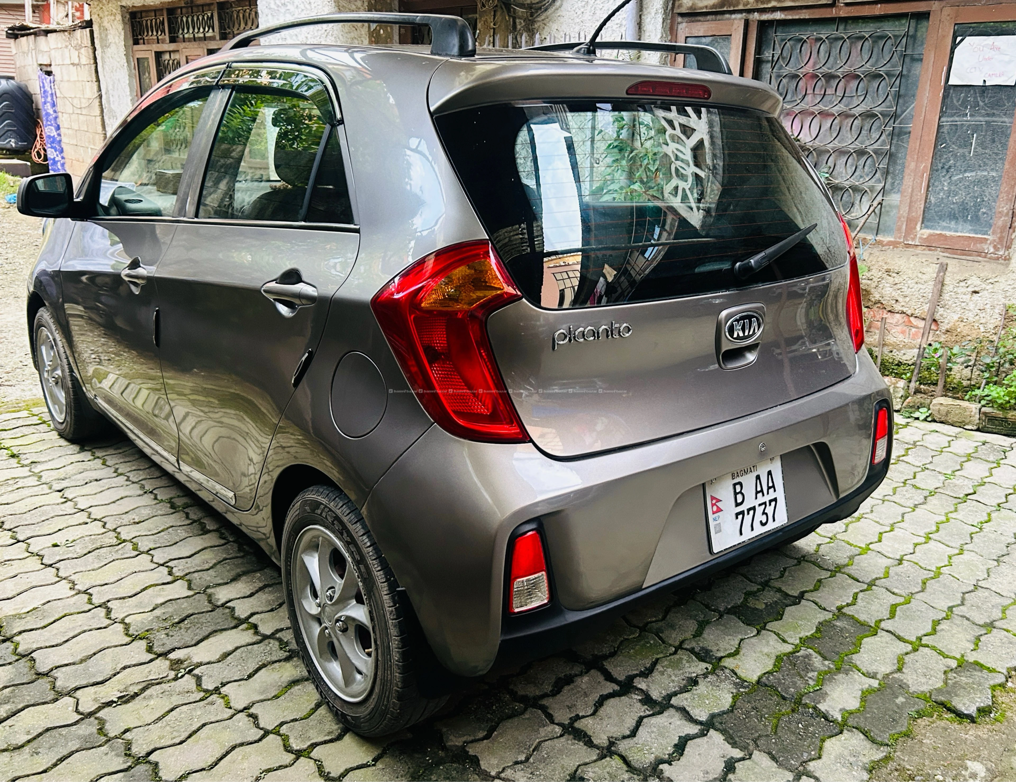 KIA Picanto Single Owner Full option with Sunroof 4