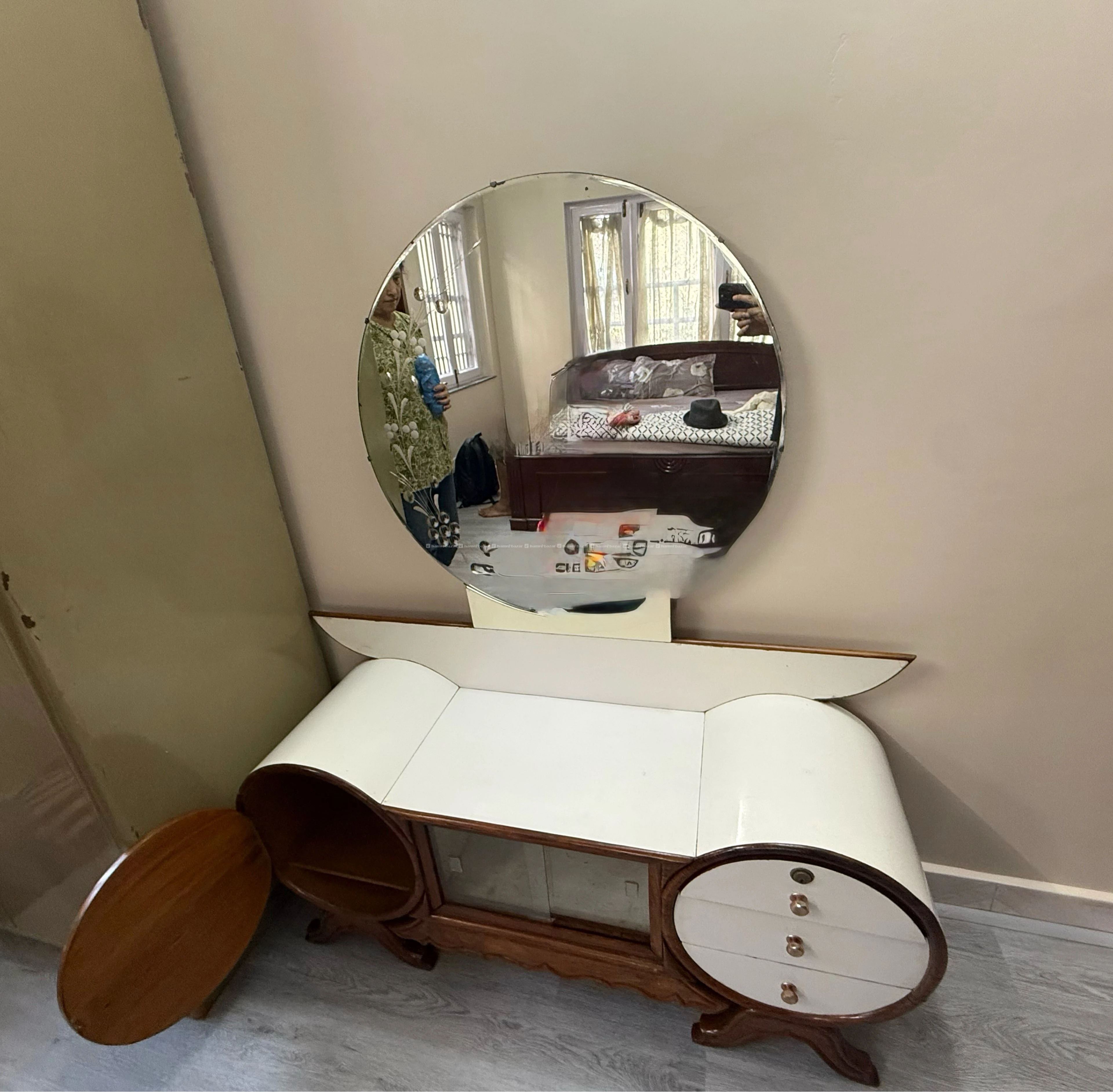 Dressing Table for Sale - Wild Sisau Wood 3