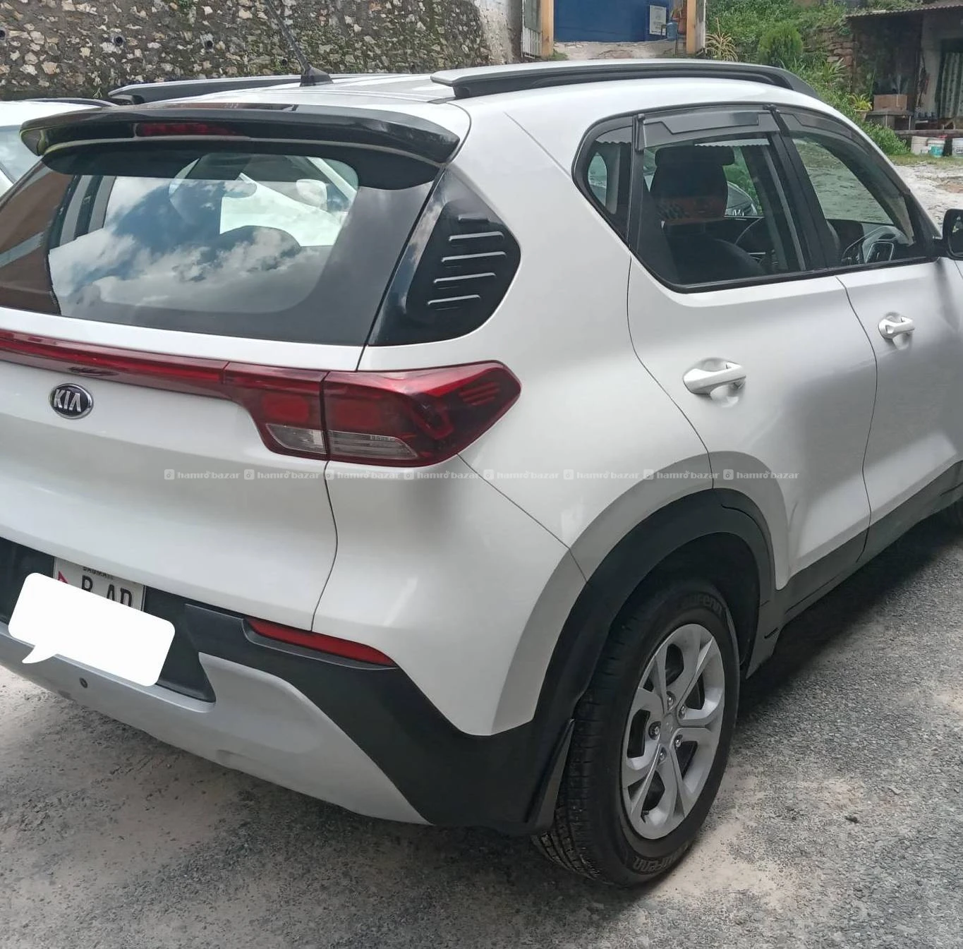 Kia Sonet HTE petrol  2021 2