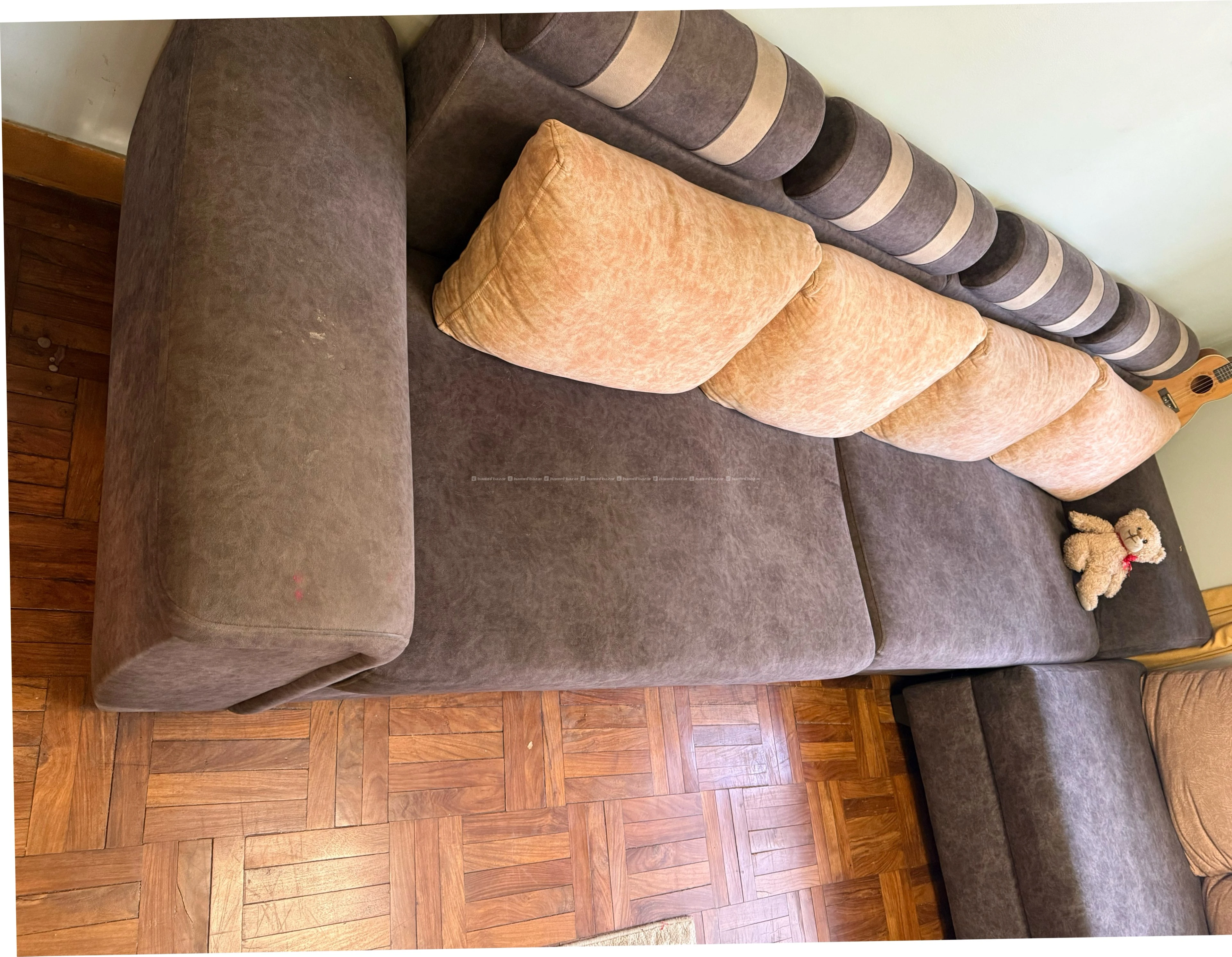 Luxurious 7 seater sofa for sell 5