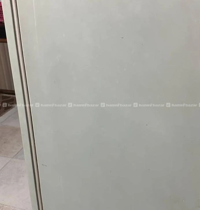 165 litre fridge in good working condition 4