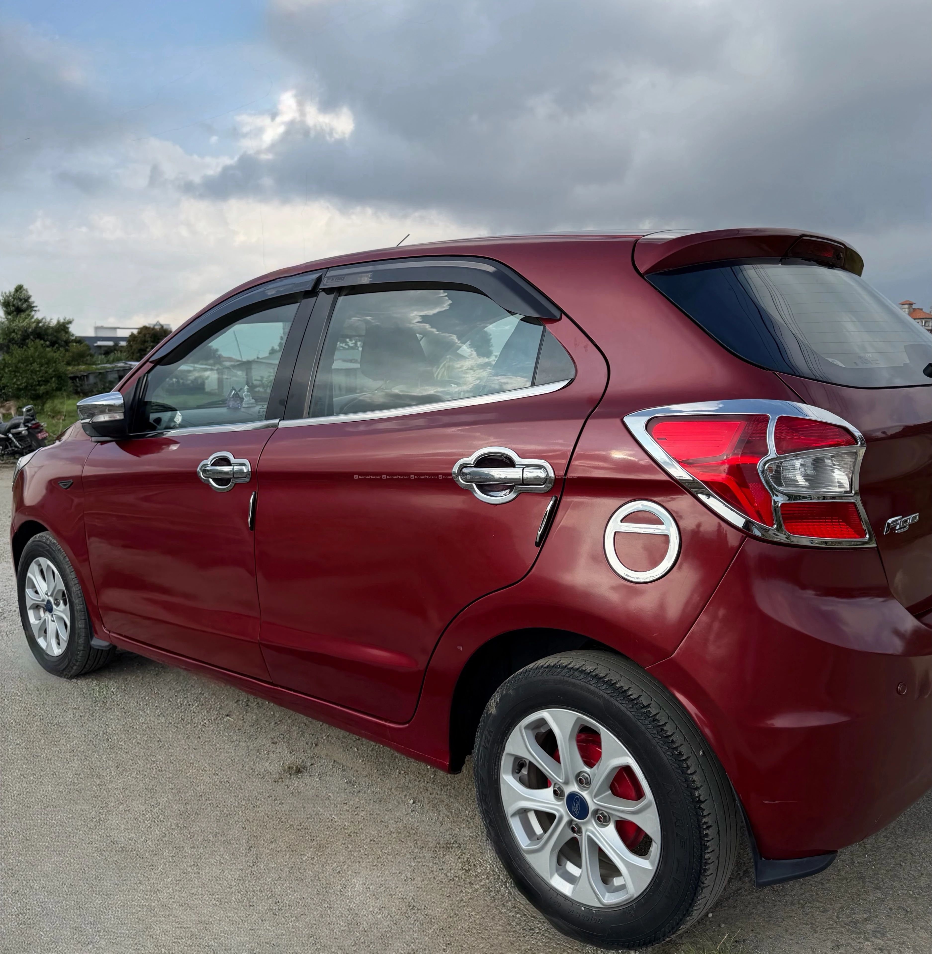 Figo Titanium 2017 2