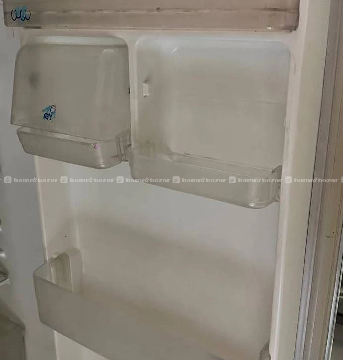 165 litre fridge in good working condition 3
