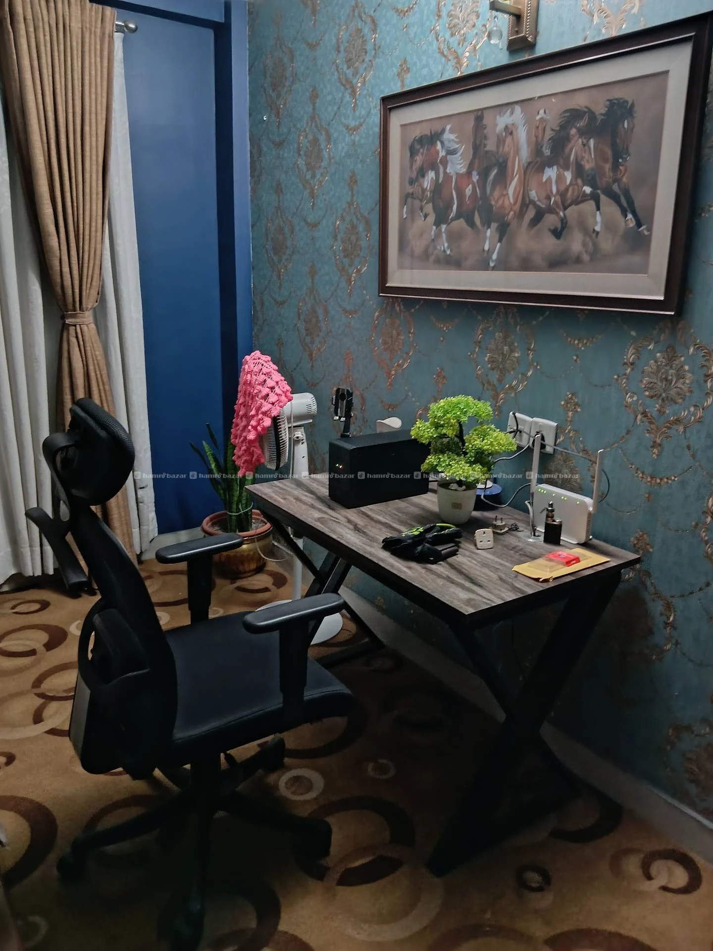 Computer table