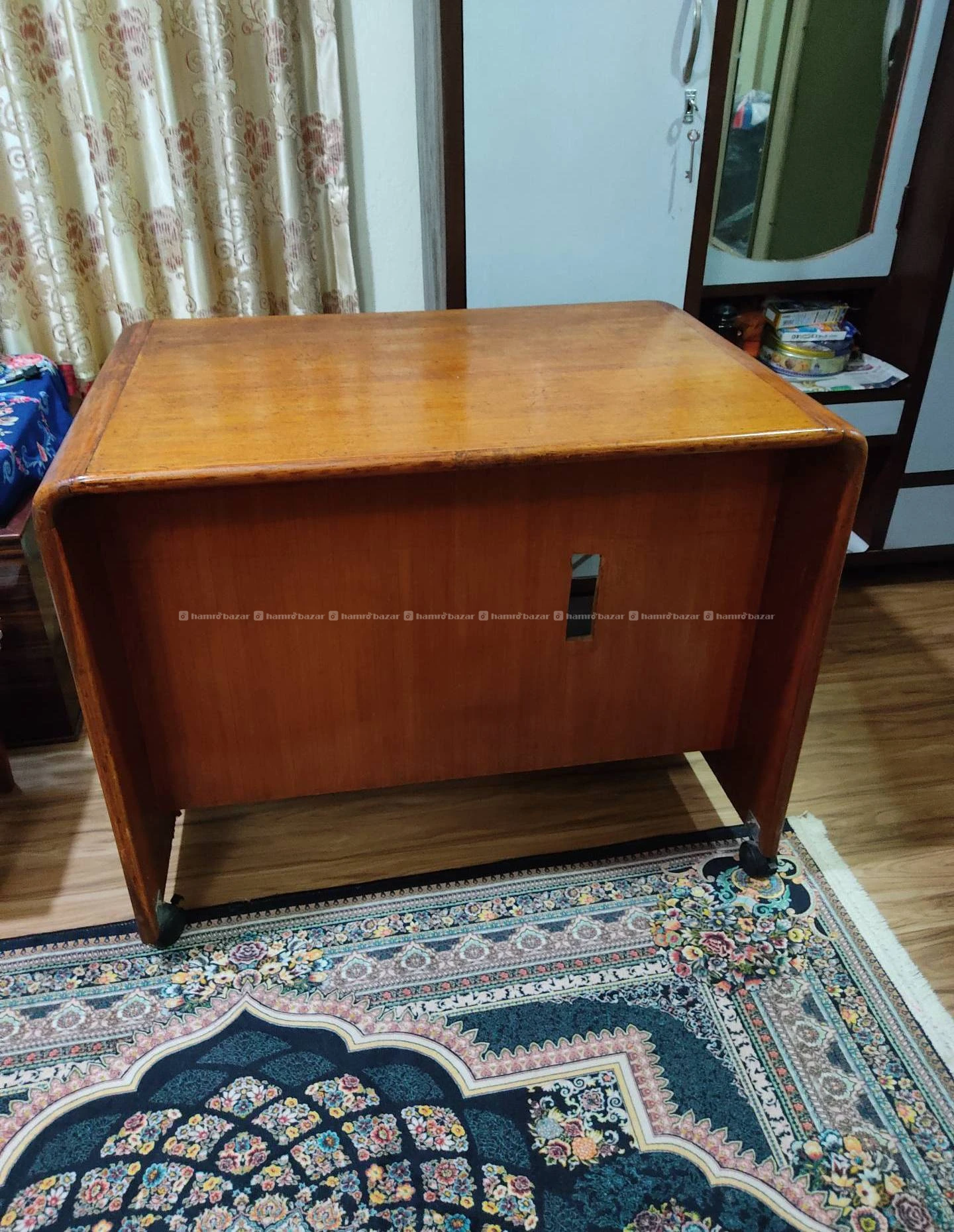 BED AND TABLE 2