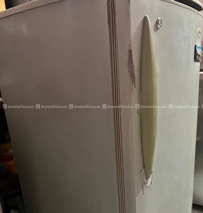 165 litre fridge in good working condition 2