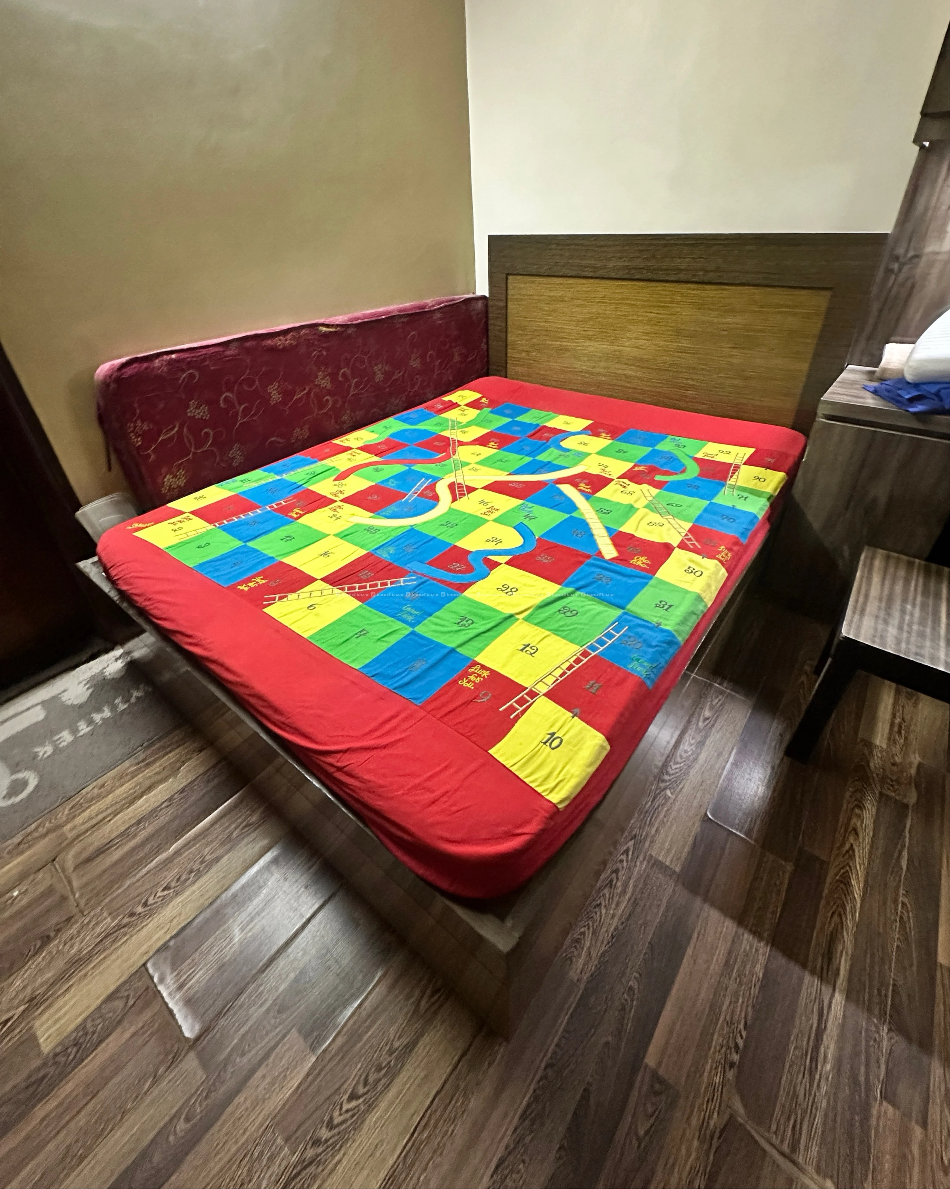 Queen Size Bed 4