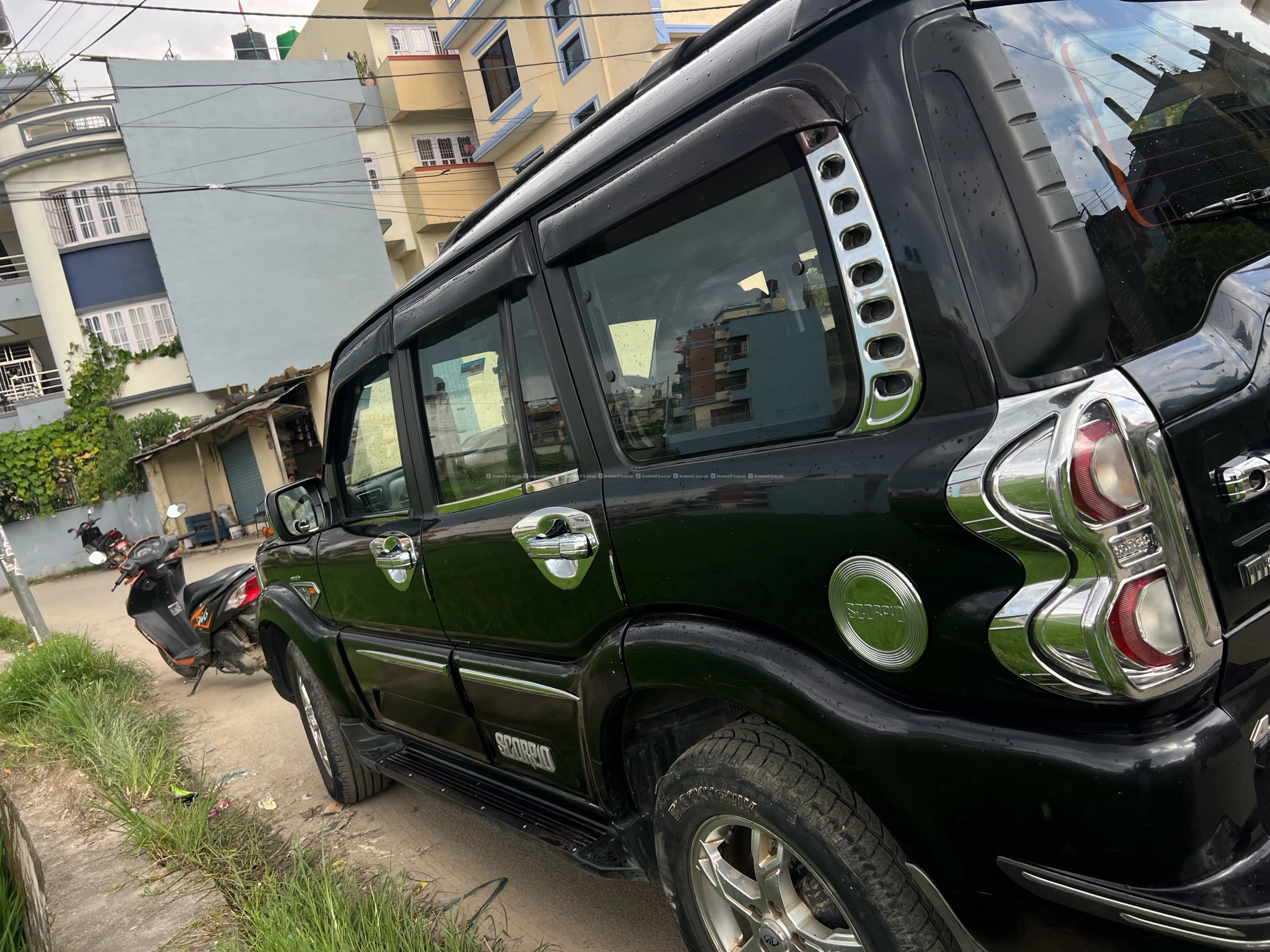Mahindra Scorpio S10 4WD on sale 3