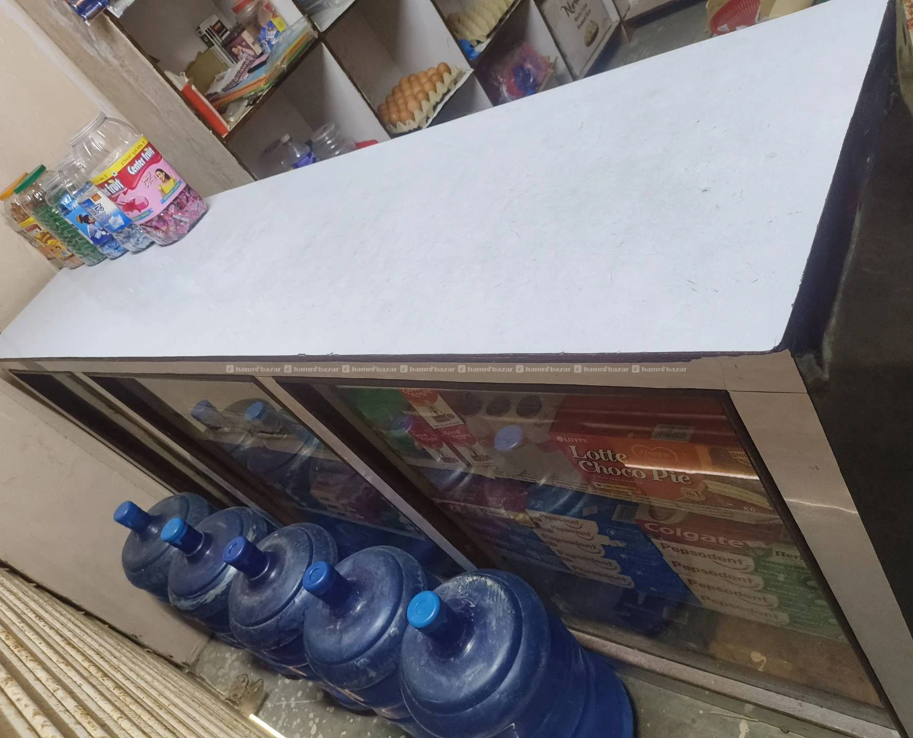 Show racks for sale. Only 1.5 years used. 4