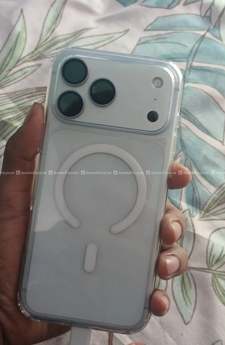 Iphone 17 pro max silver color no box no bill 1
