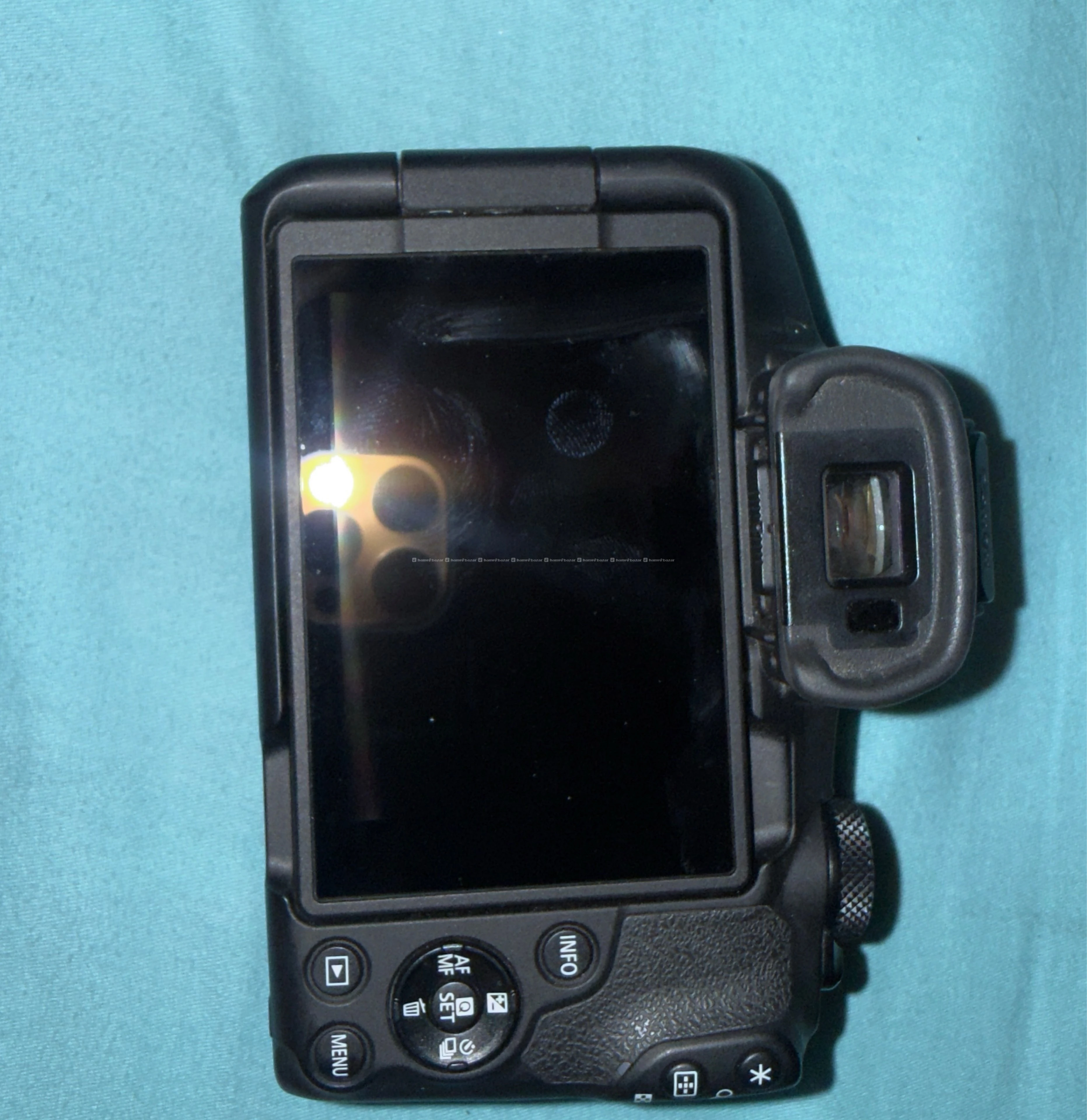 Canon R50 with 18-45 mm lens 3