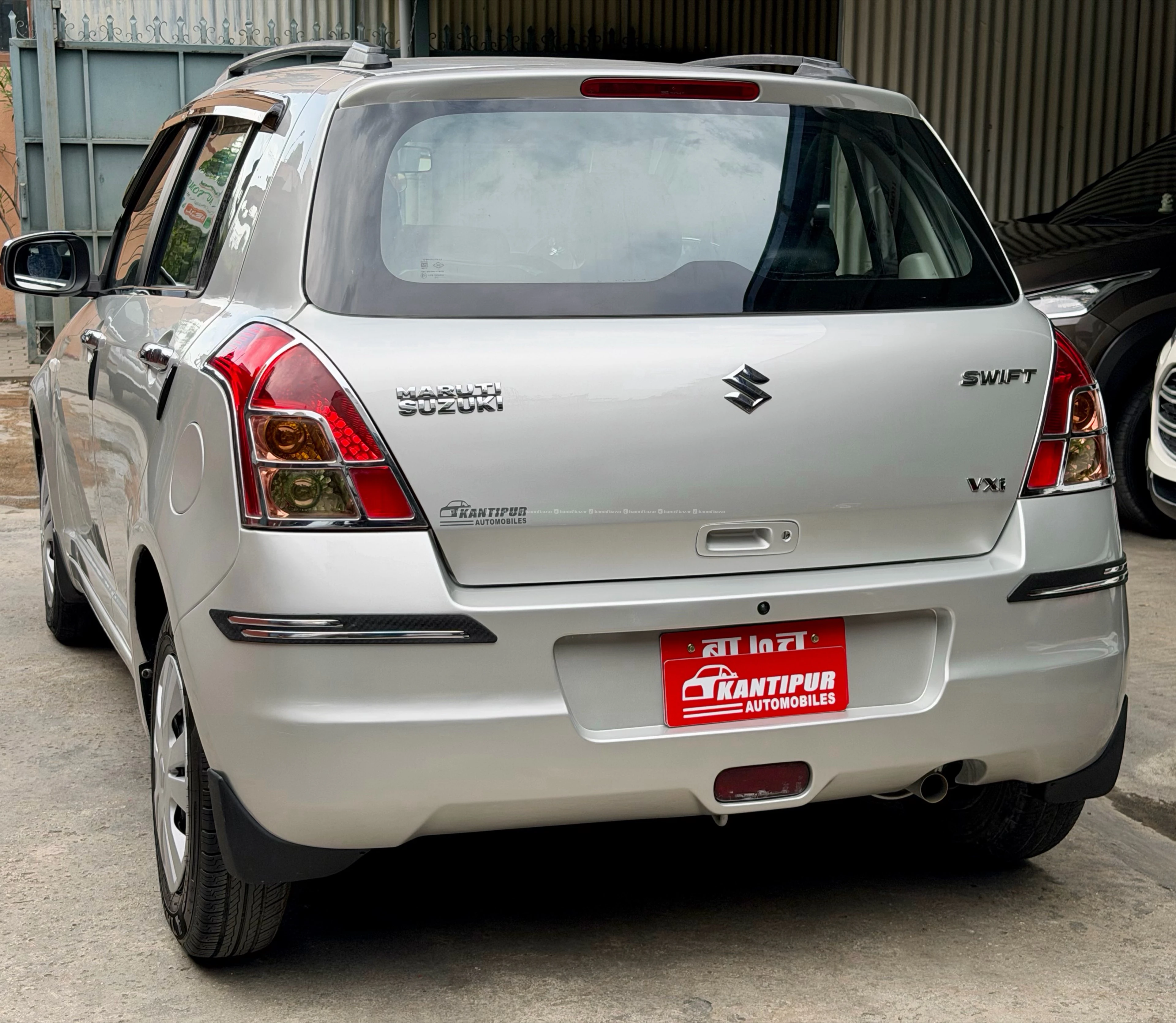 Maruti Suzuki Swift VXI 2009 Model 4