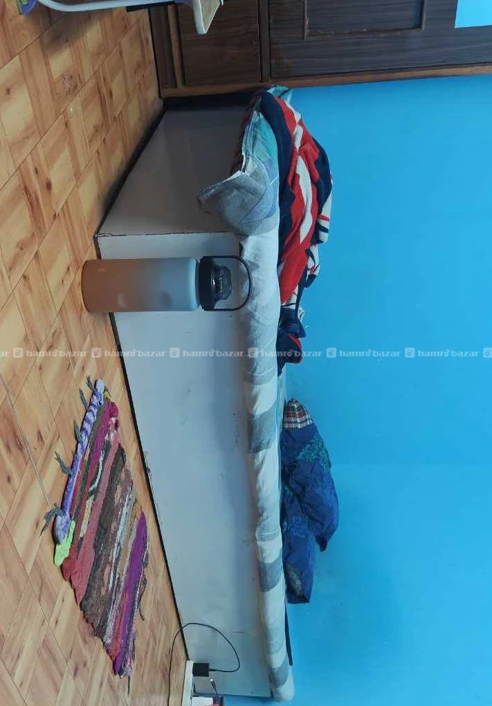 6.5×4 ft box bed +free dasna for sal 2