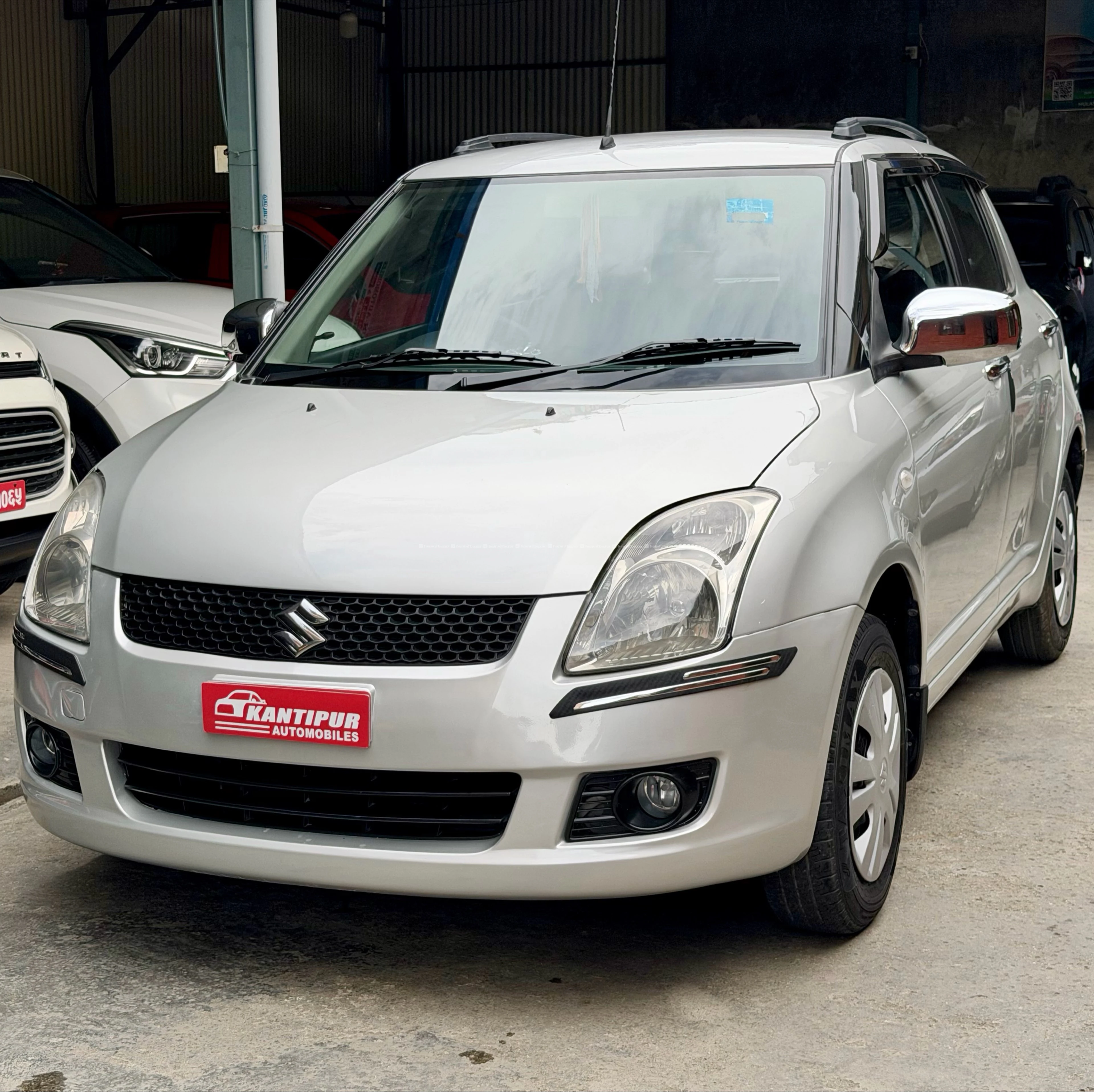 Maruti Suzuki Swift VXI 2009 Model 3