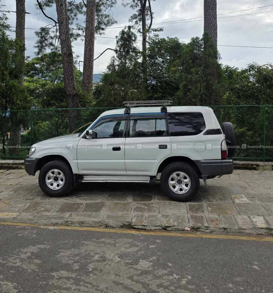 TOYOTA PRADO 4WD SUV JEEP DIESEL 6