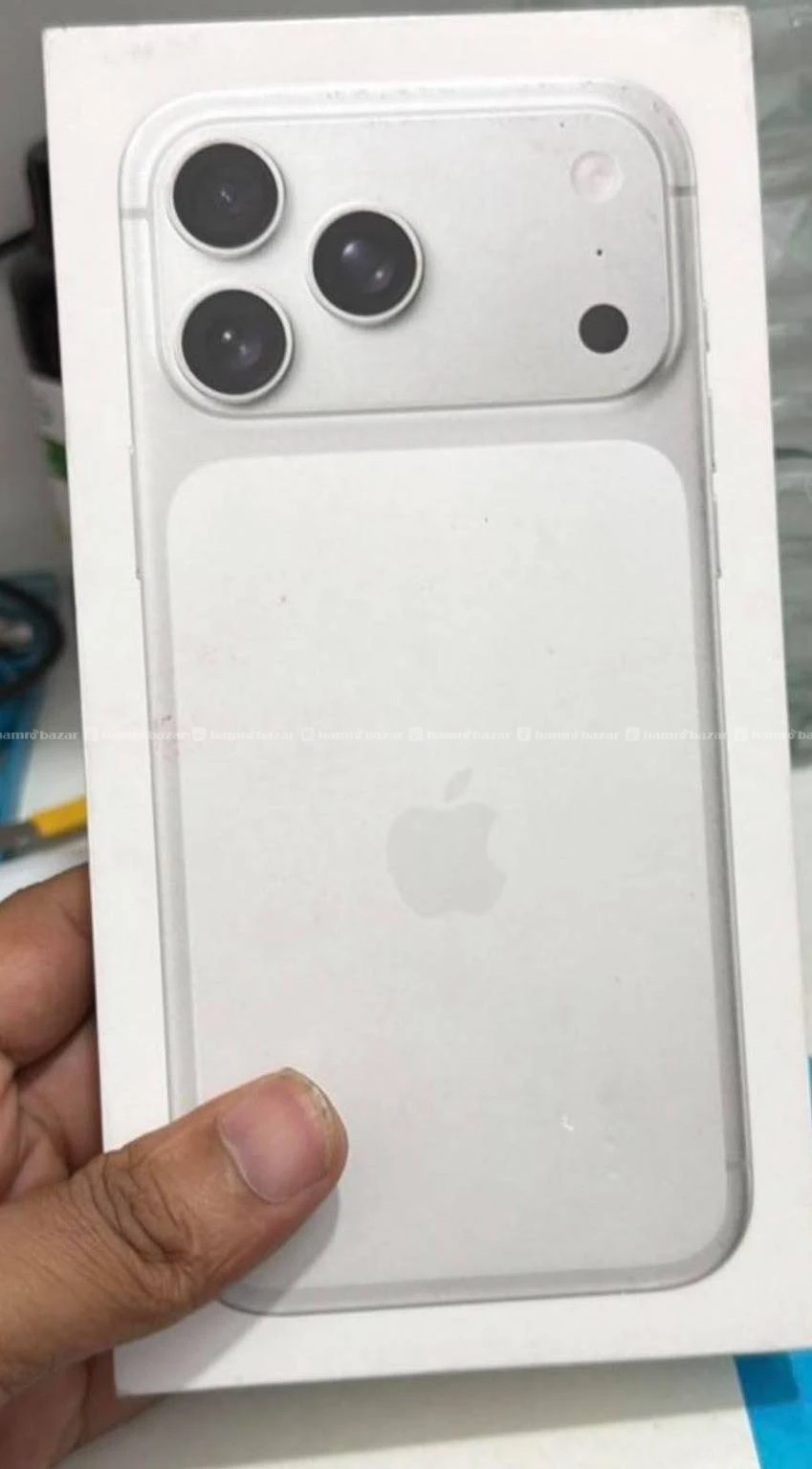 iPhone 17 pro max 256 sliver