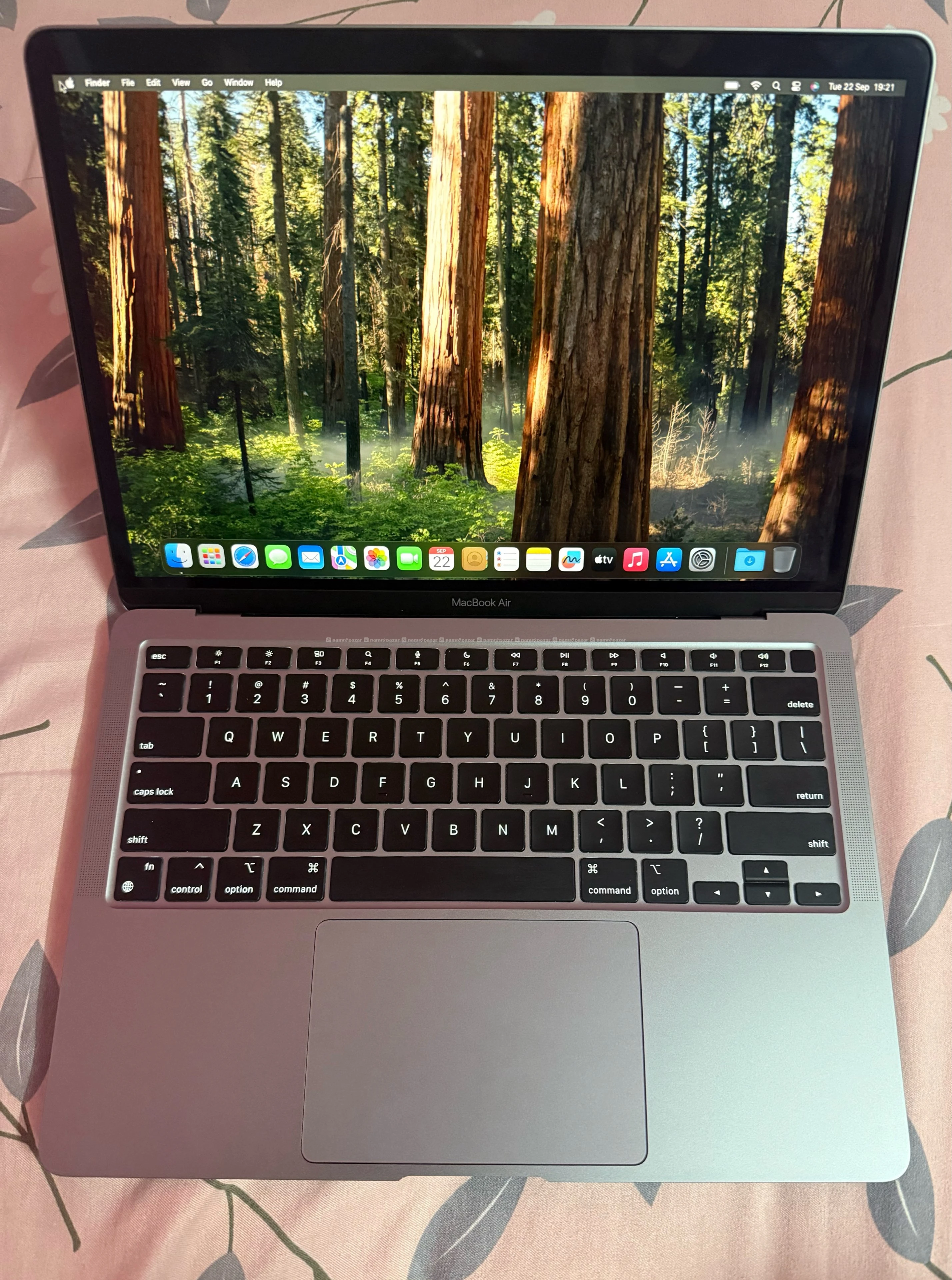 Macbook Air M1 2025 Model ( 98% Bh and 64 CC) 3
