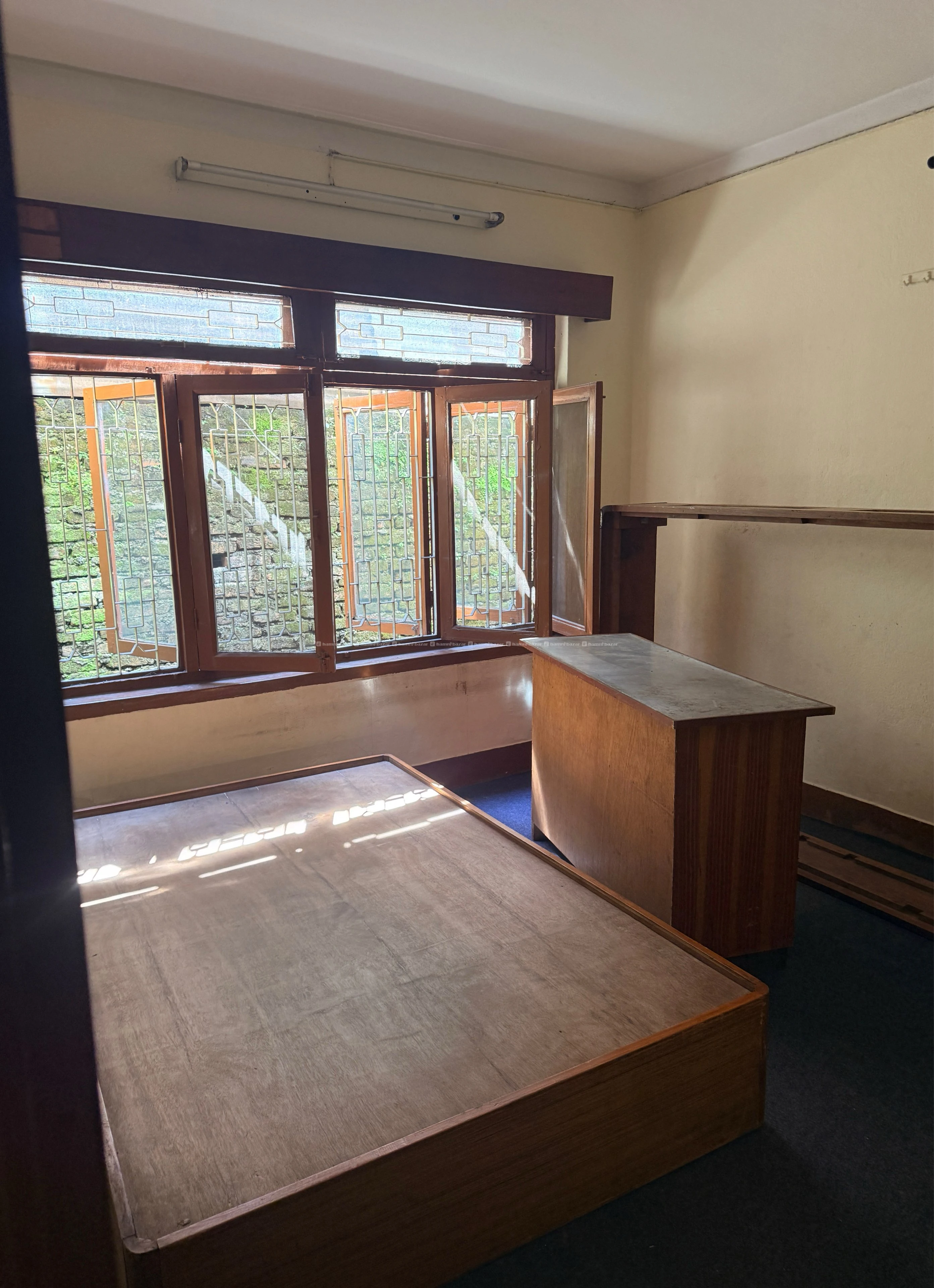 1BHK Fully furnished Flat for male at Battisputali 3
