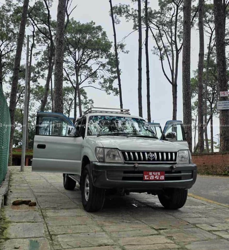 PRADO 2002 MODEL 4