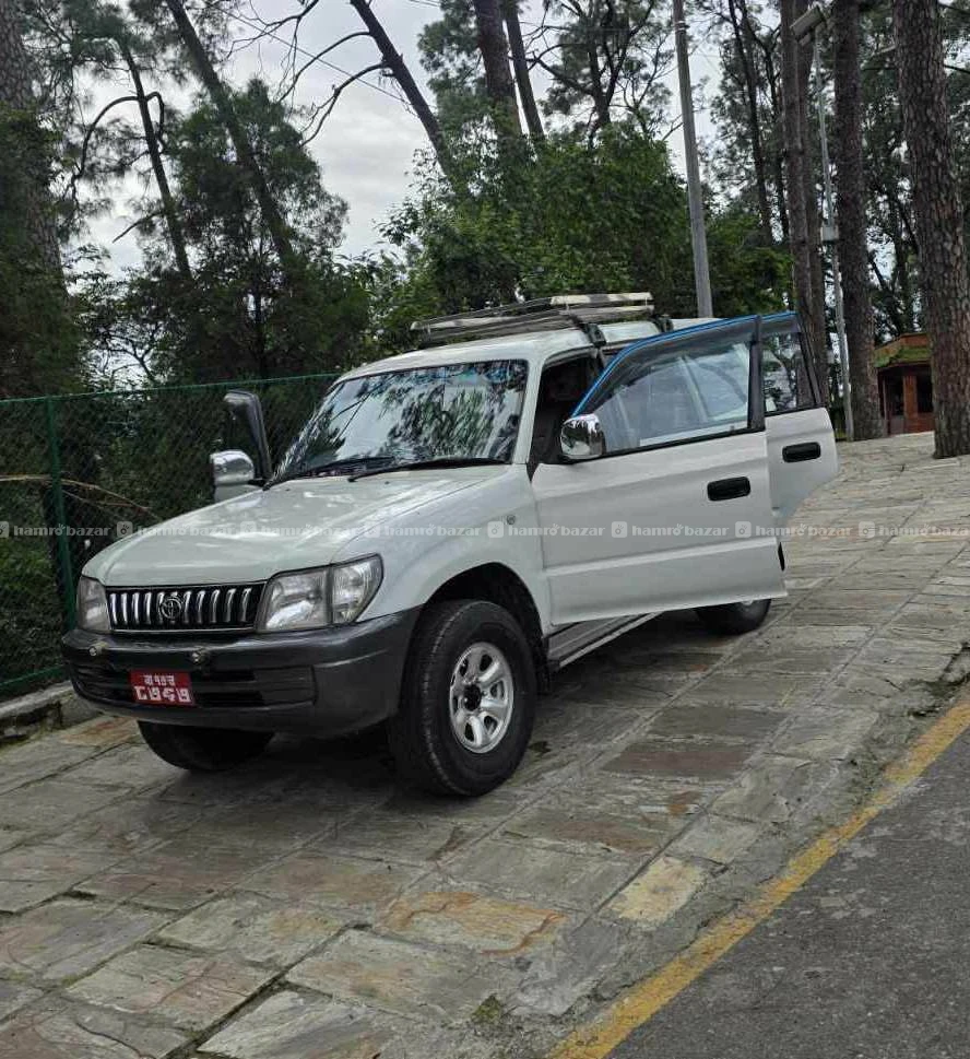 PRADO 2002 MODEL 3
