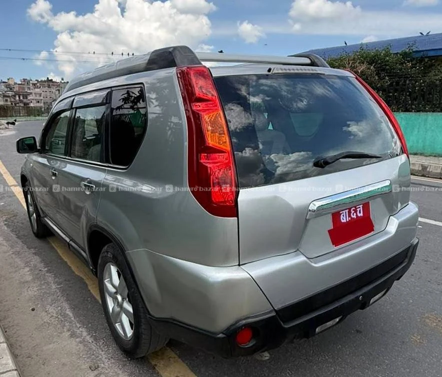 Nissan 8