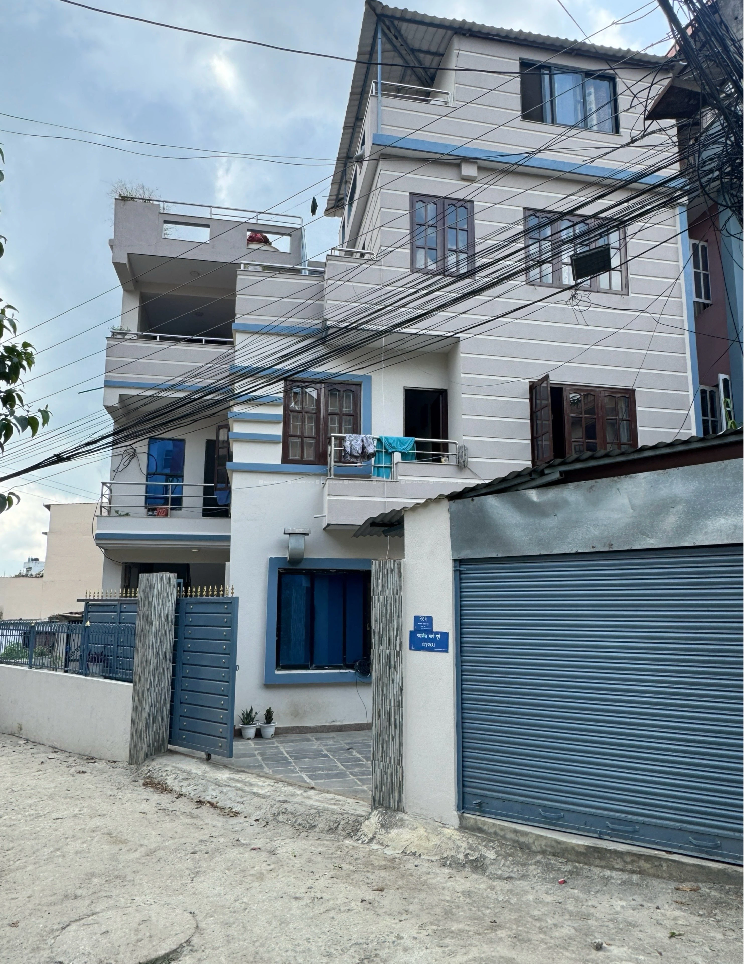 ललितपुरको हरिसिद्धिमा २.५ तल्ले घर Lalitpur House