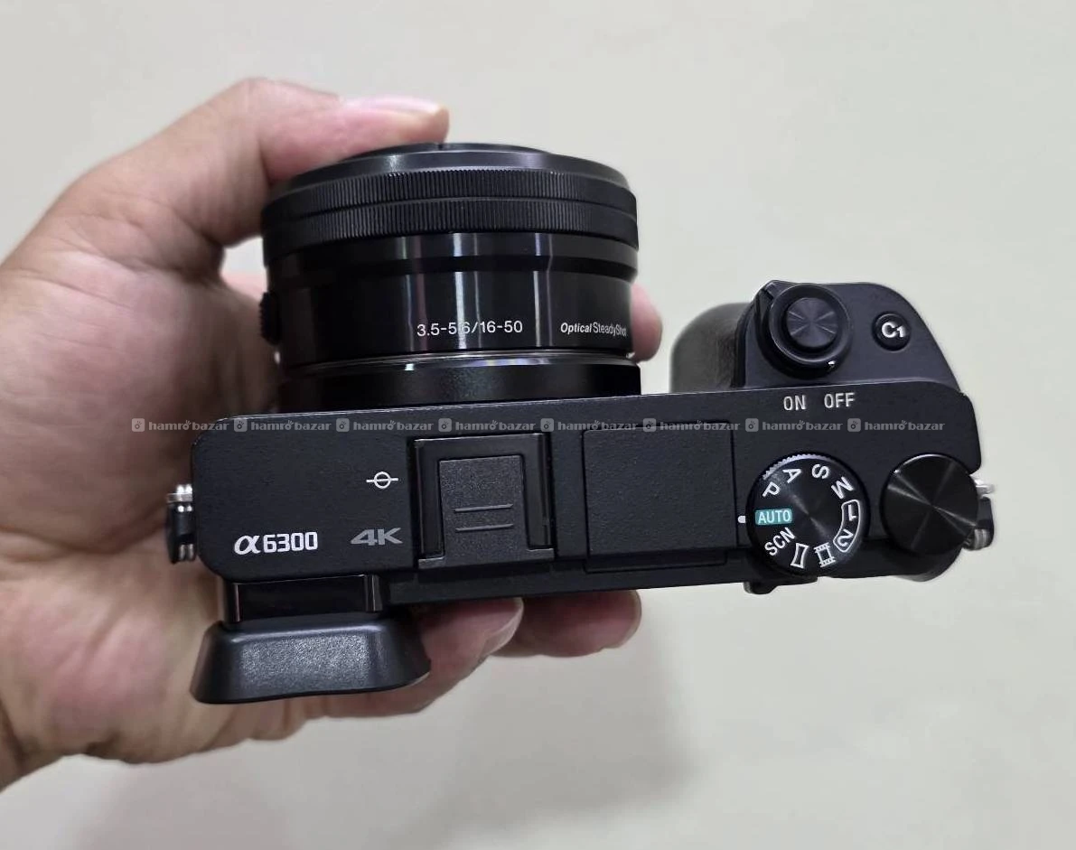 Sony A6300 Camera with 16-50 mm Lens