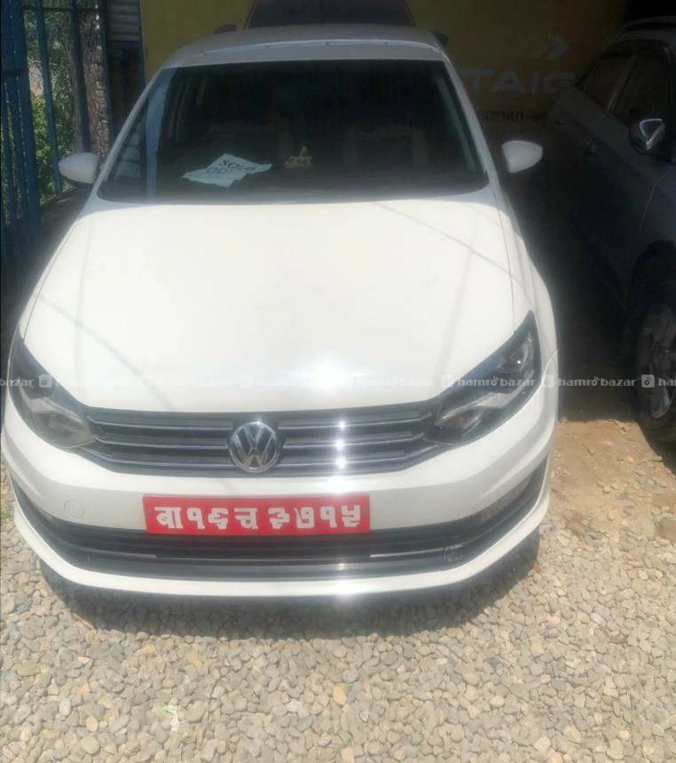 VOLKSWAGEN VENTO COMFORTLINE 1.6