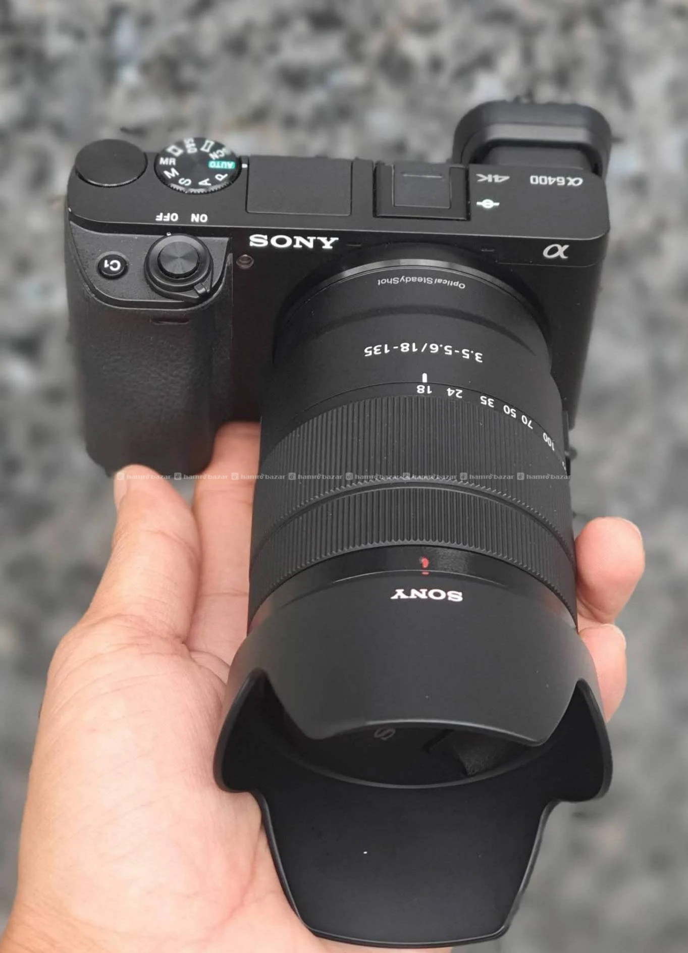 Sony A6400 Camera with 18-135 mm Lens 3