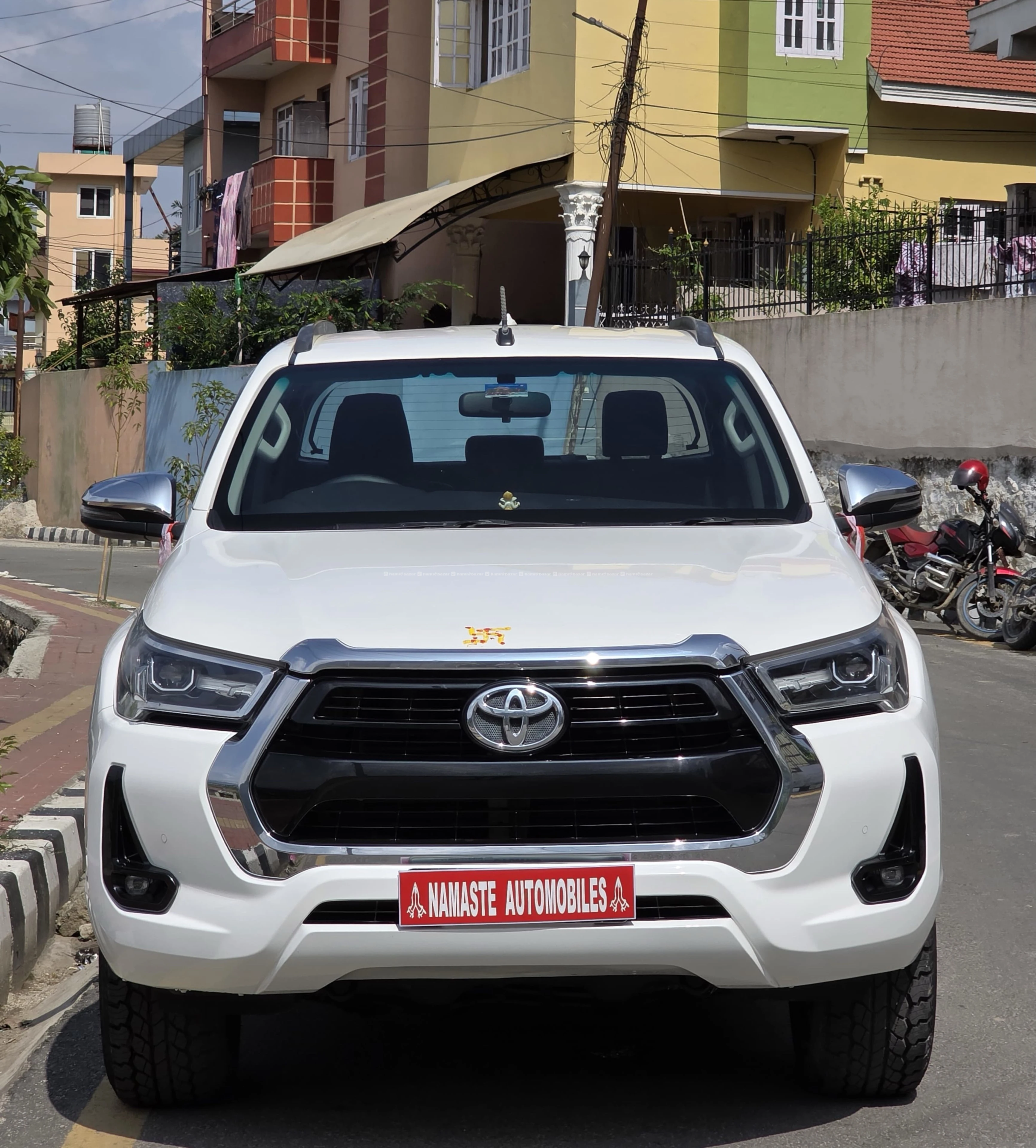 Hilux on sell 3