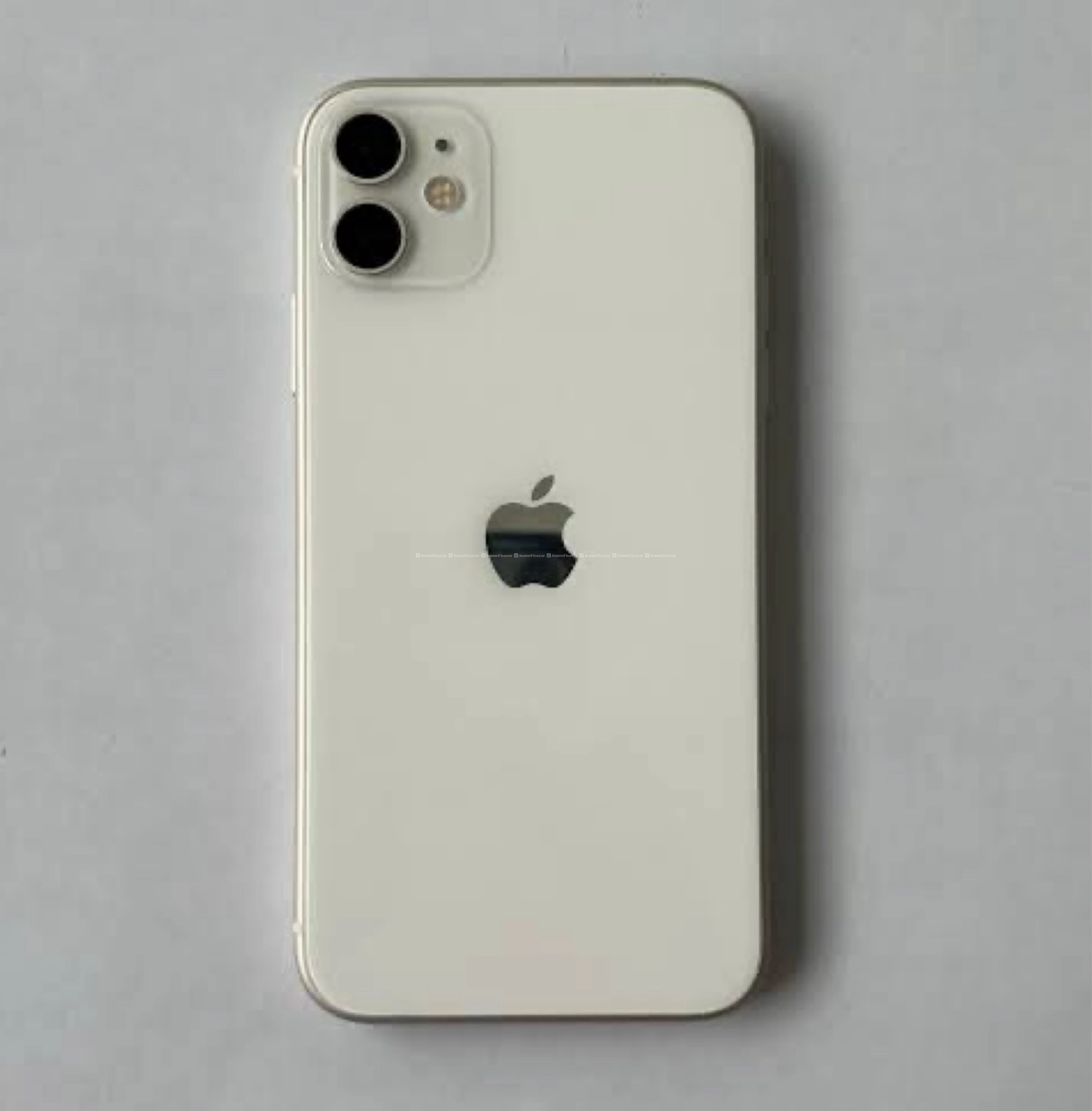 iPhone 11 128gb with  Cover and 
data cable