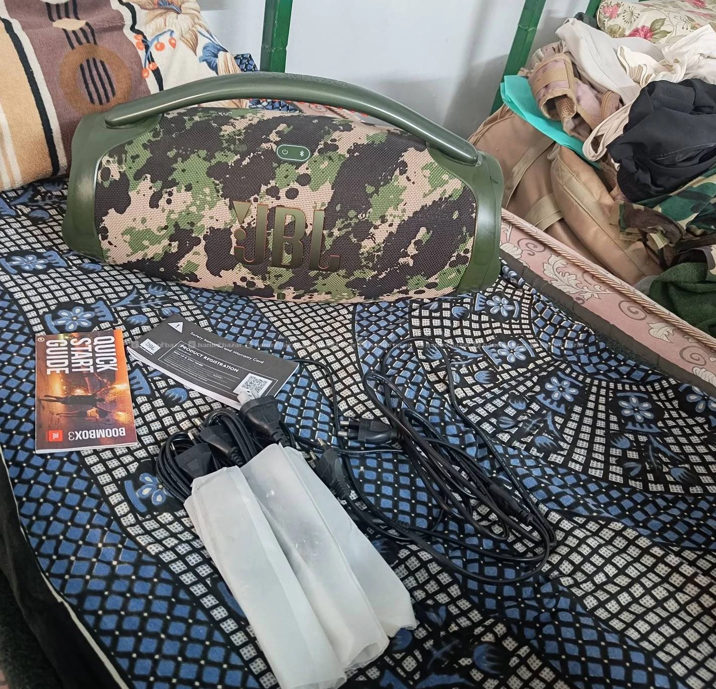 Jbl boombox 3 bahira bata lyaidiyeko 2 month vayo. 2