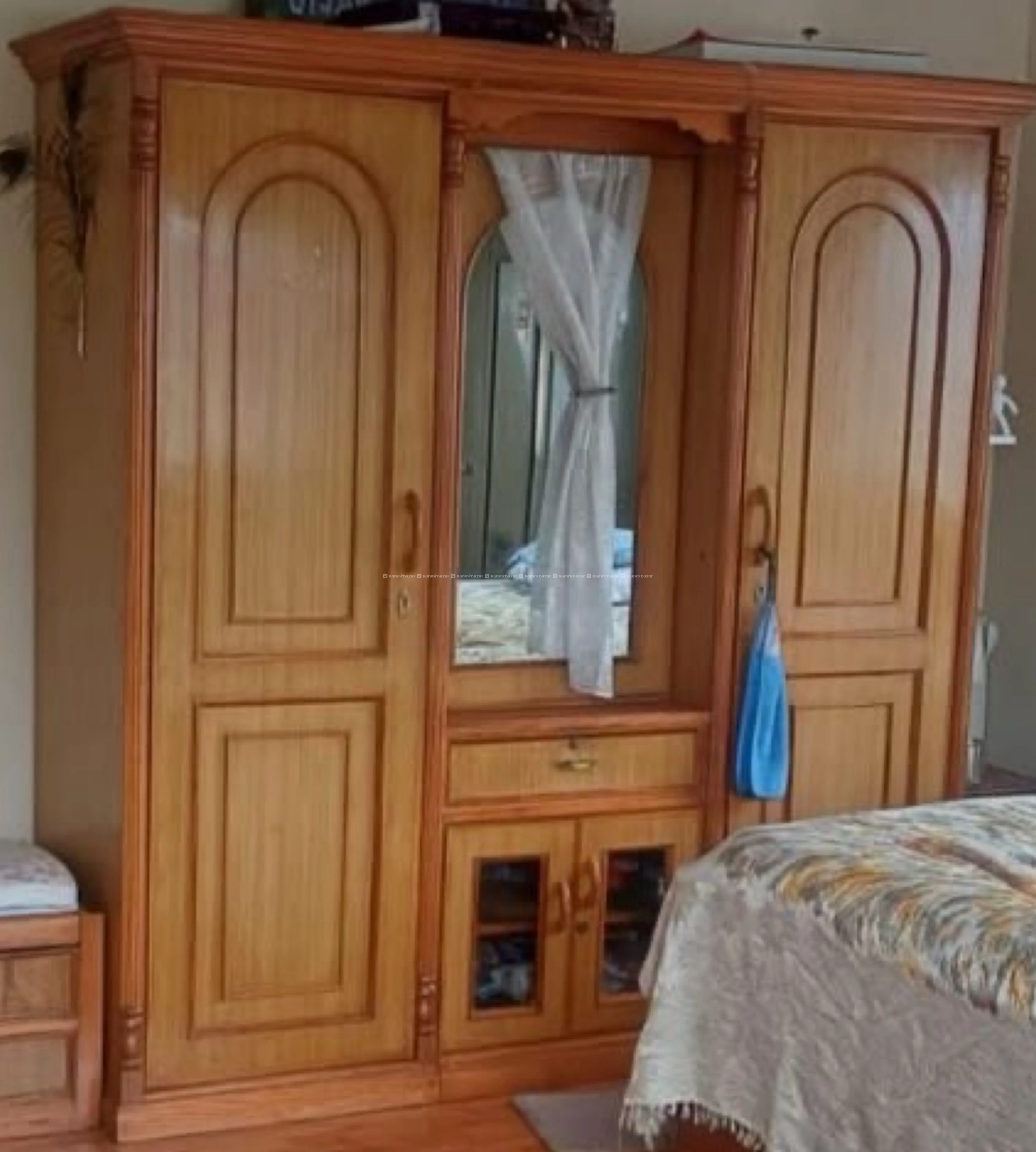 Dressing and 3 door daraz set 2