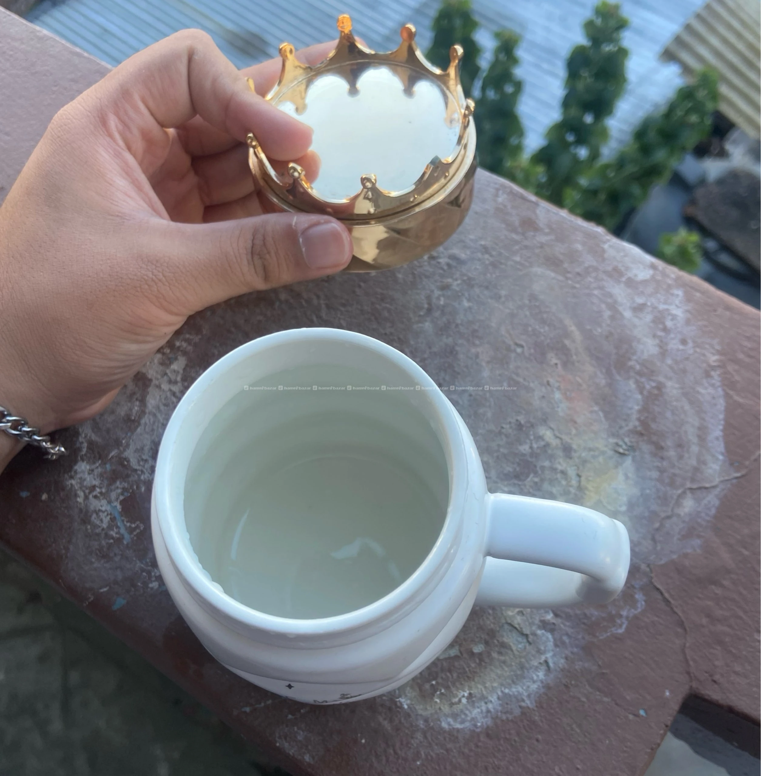 Ceramic mug with removable lid 2