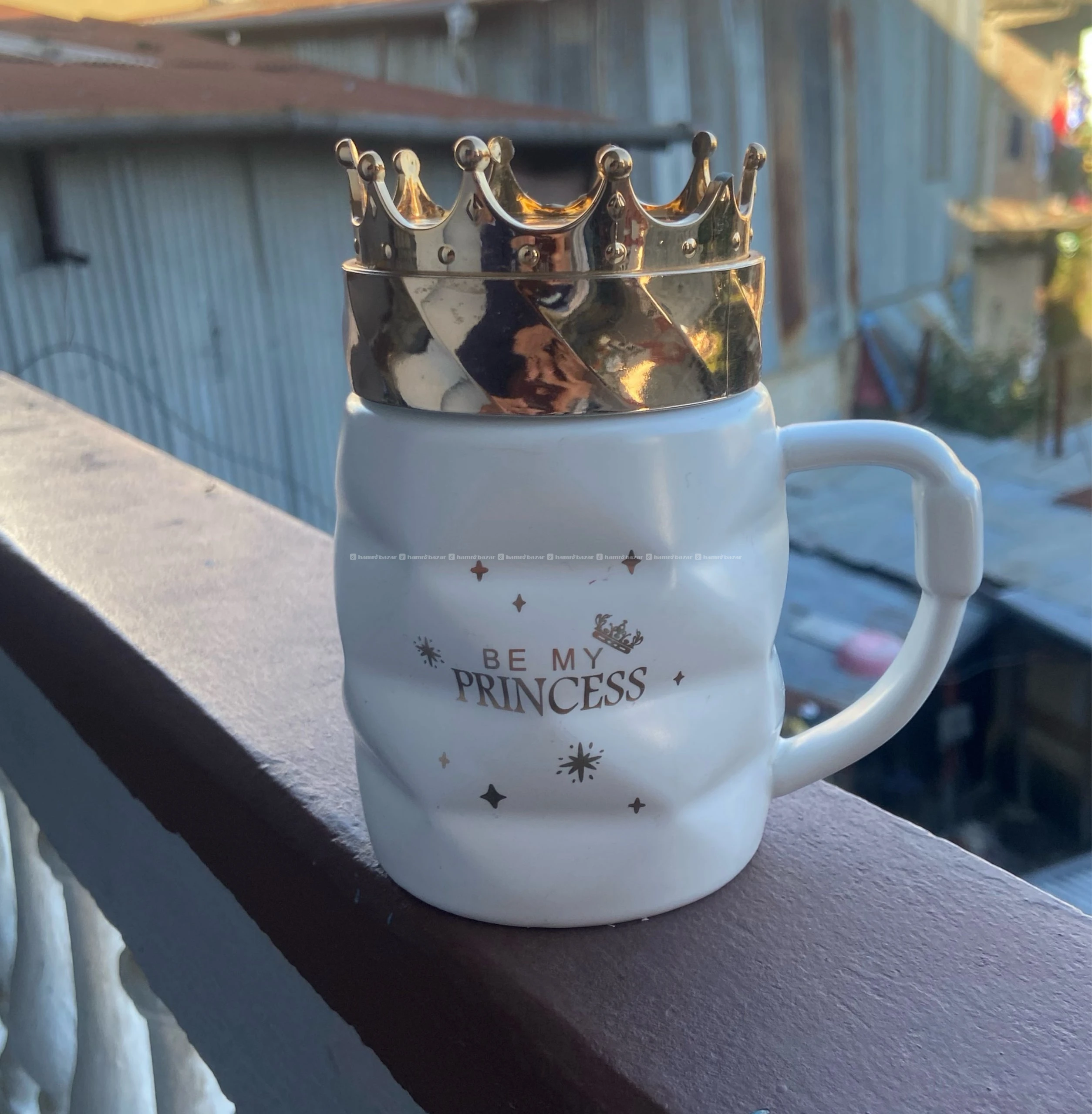 Ceramic mug with removable lid 4