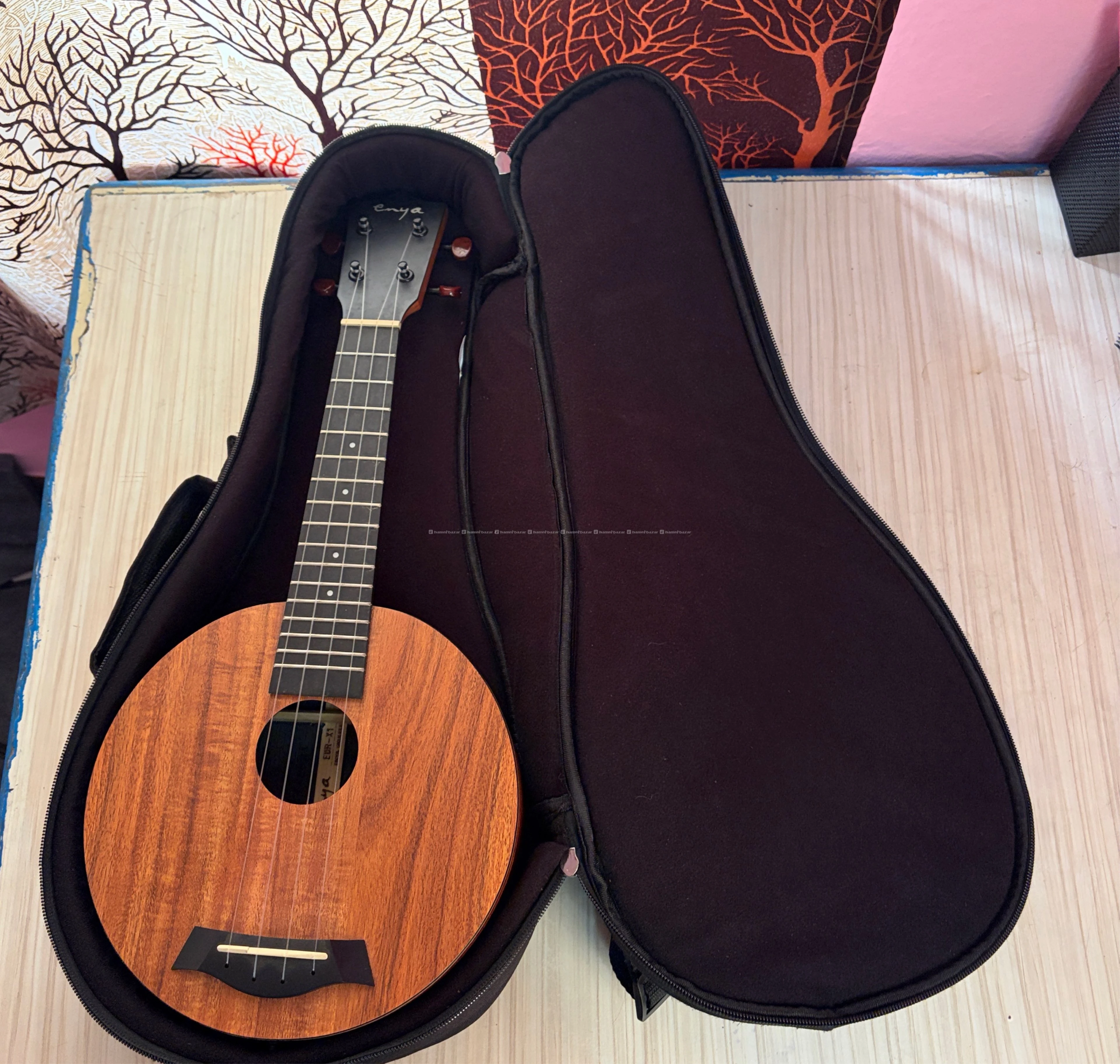 Enya Round Ukulele (limited edition)