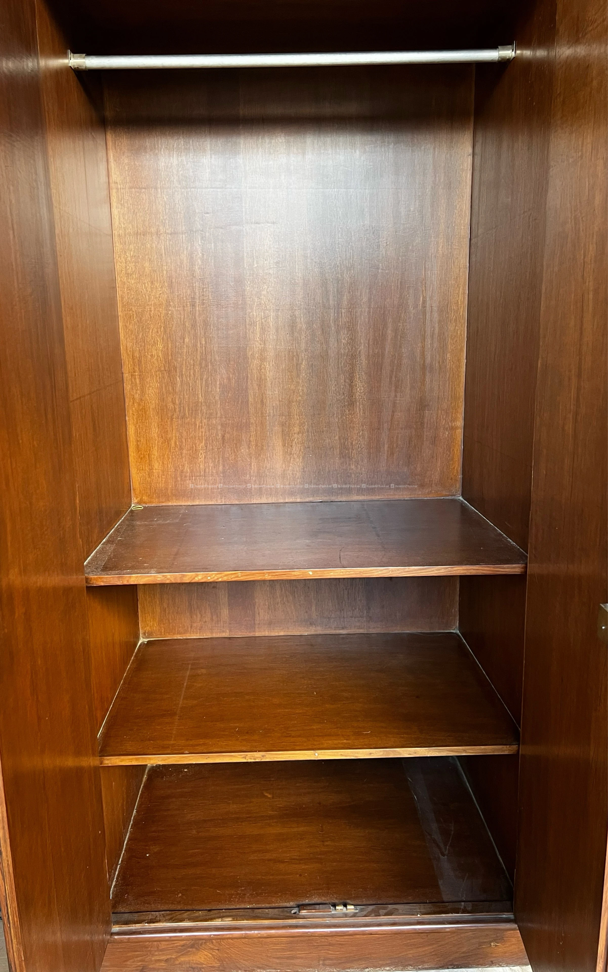 OFFER ! VINTAGE CLOTHES WARDROBE / DARAZ 2