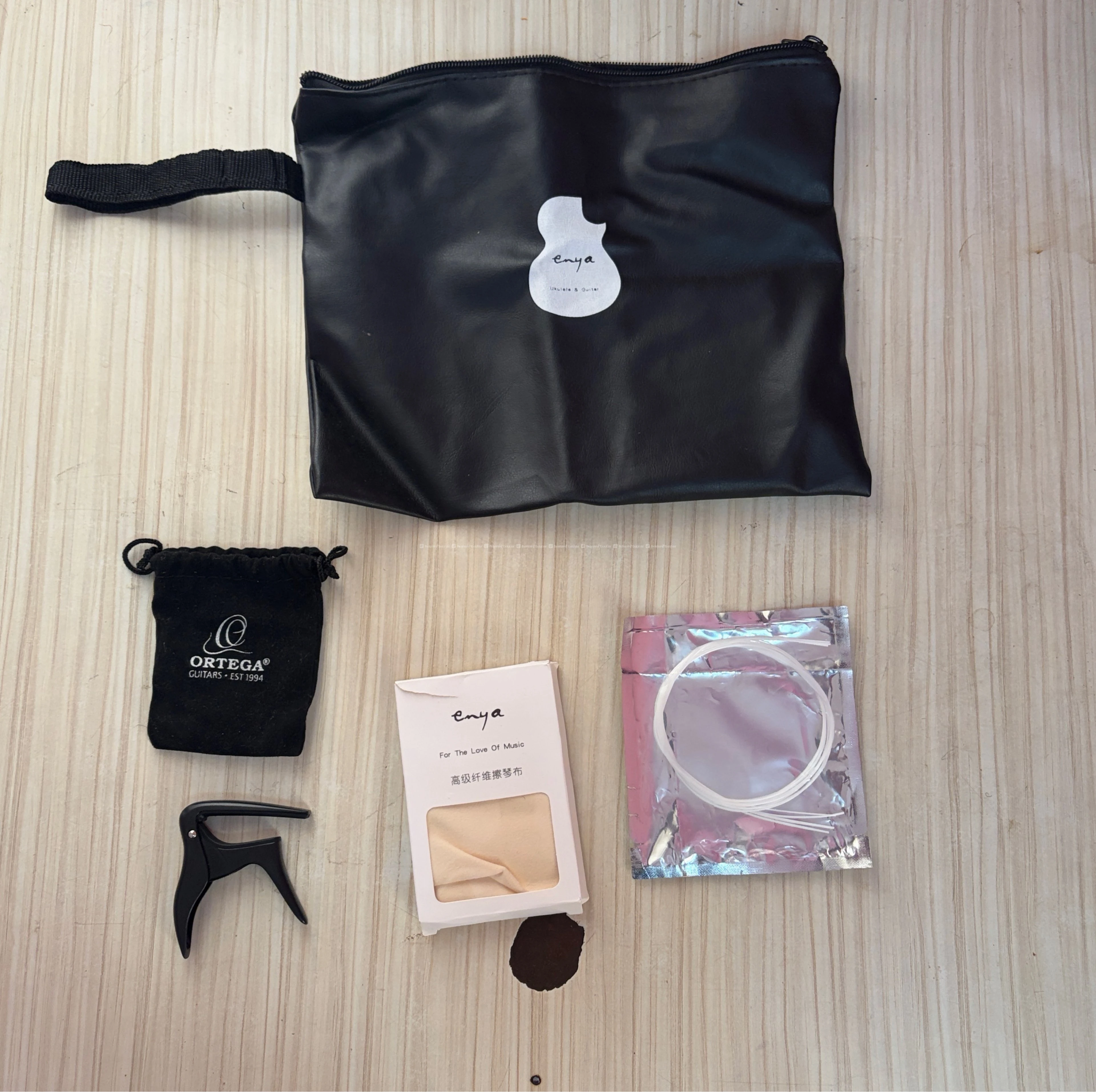 Enya Round Ukulele (limited edition) 3