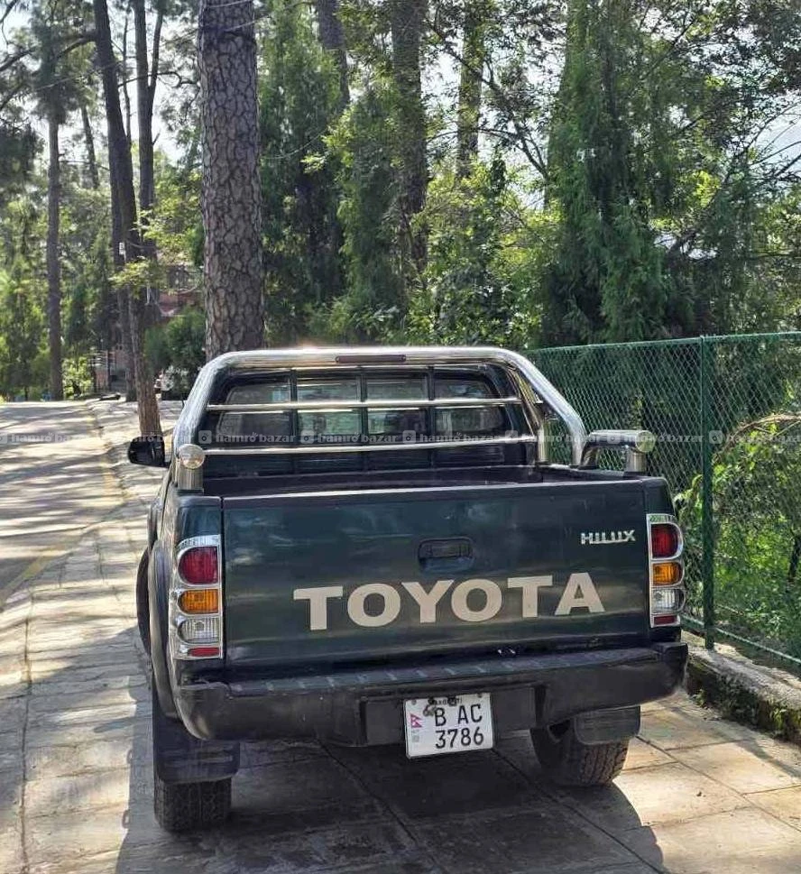 Hilux 2009 model
9818846575 or 9768397661 3