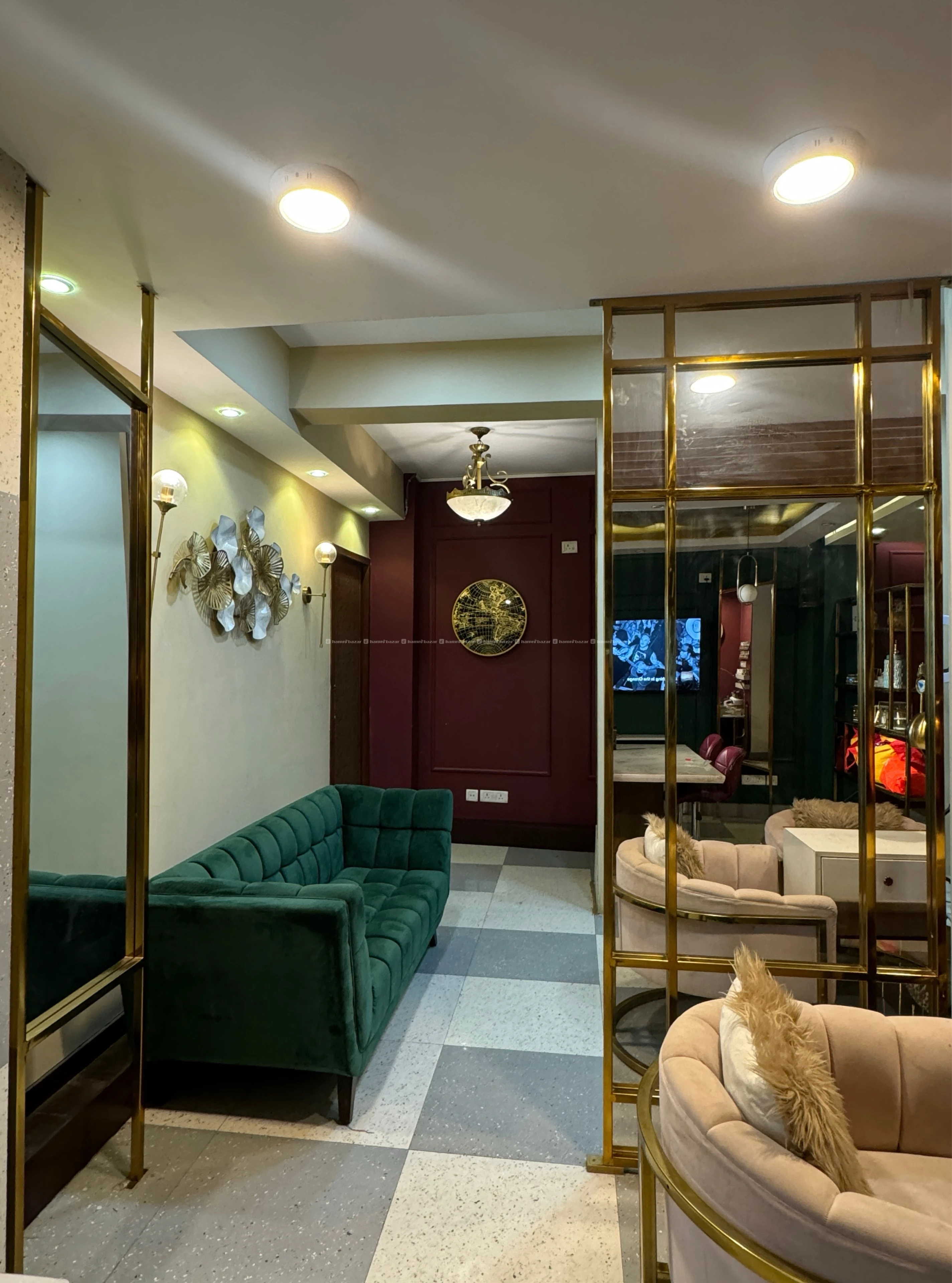 MAKEUP STUDIO/ SALON SPACE FOR SALE 5