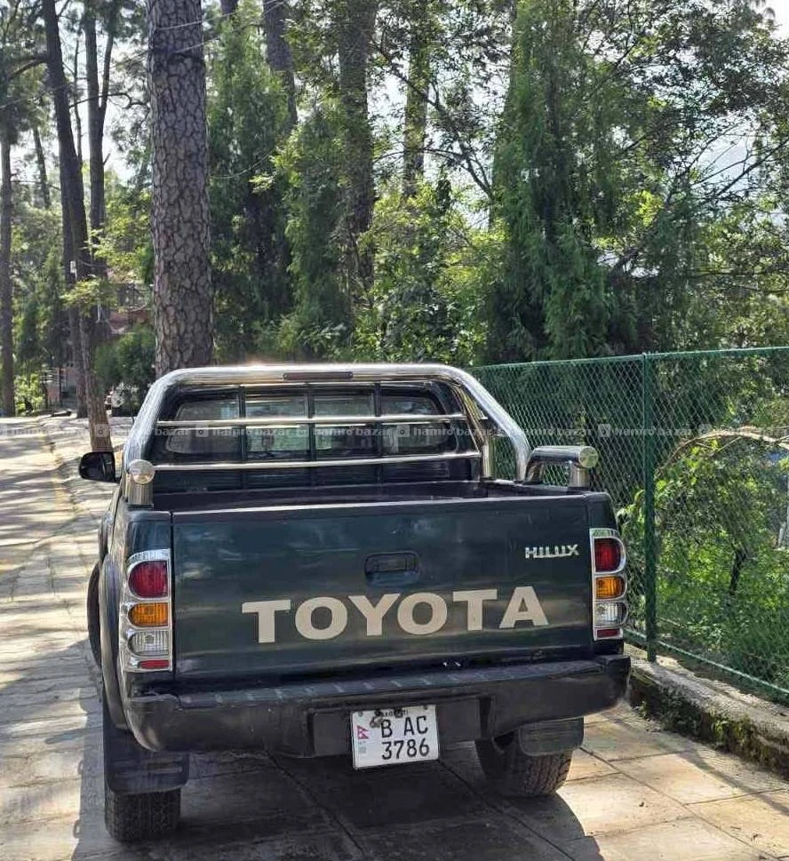 Hilux 2009 model
9818846575 or 9768397661 4